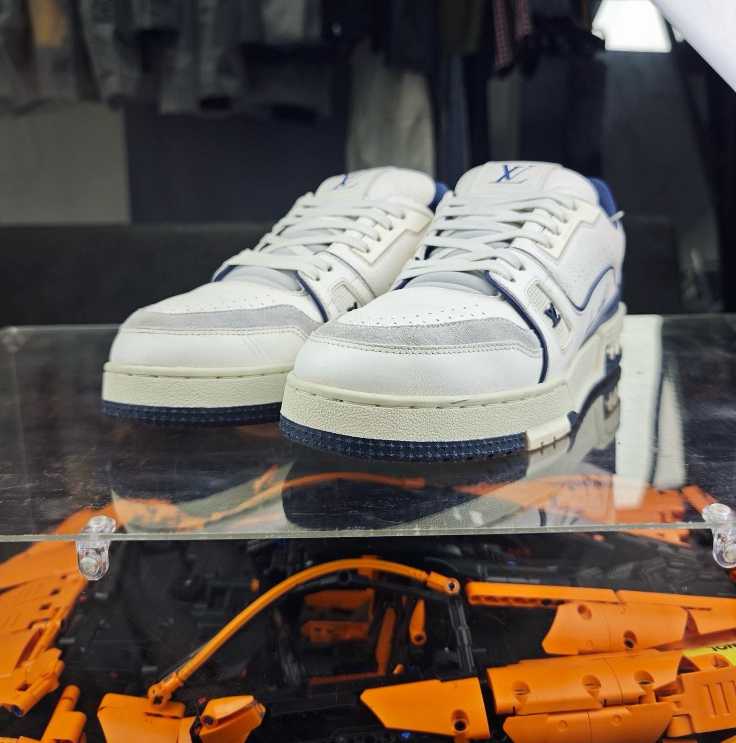 Louis Vuitton Louis Vuitton Training Blue Lowtop Sneakers 7.5 Men Size US 7.5 / EU 40-41 - 1 Thumbnail