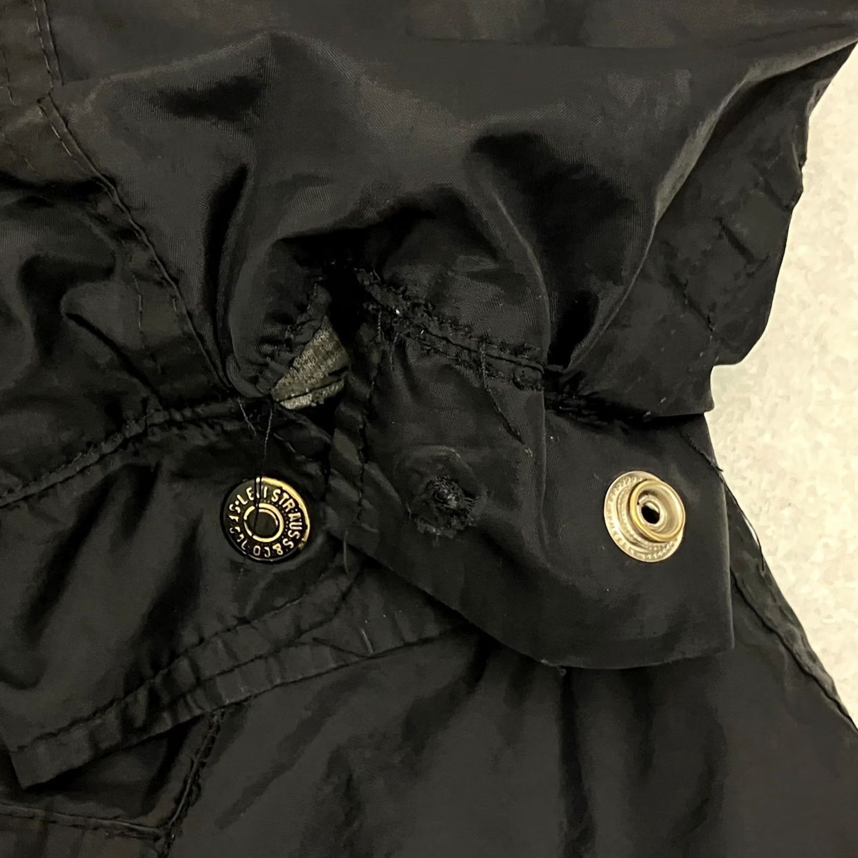 Levi's Levi’s Windbreaker Jacket Mens L Black Full Zip Up Lightweight Size US L / EU 52-54 / 3 - 4 Thumbnail