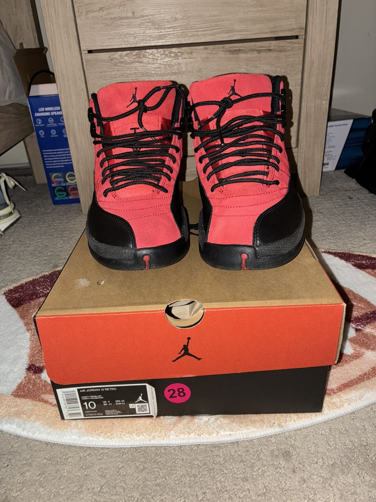 Jordan Brand Jordan 12 reverse flu game Size US 10 / EU 43 - 3 Thumbnail