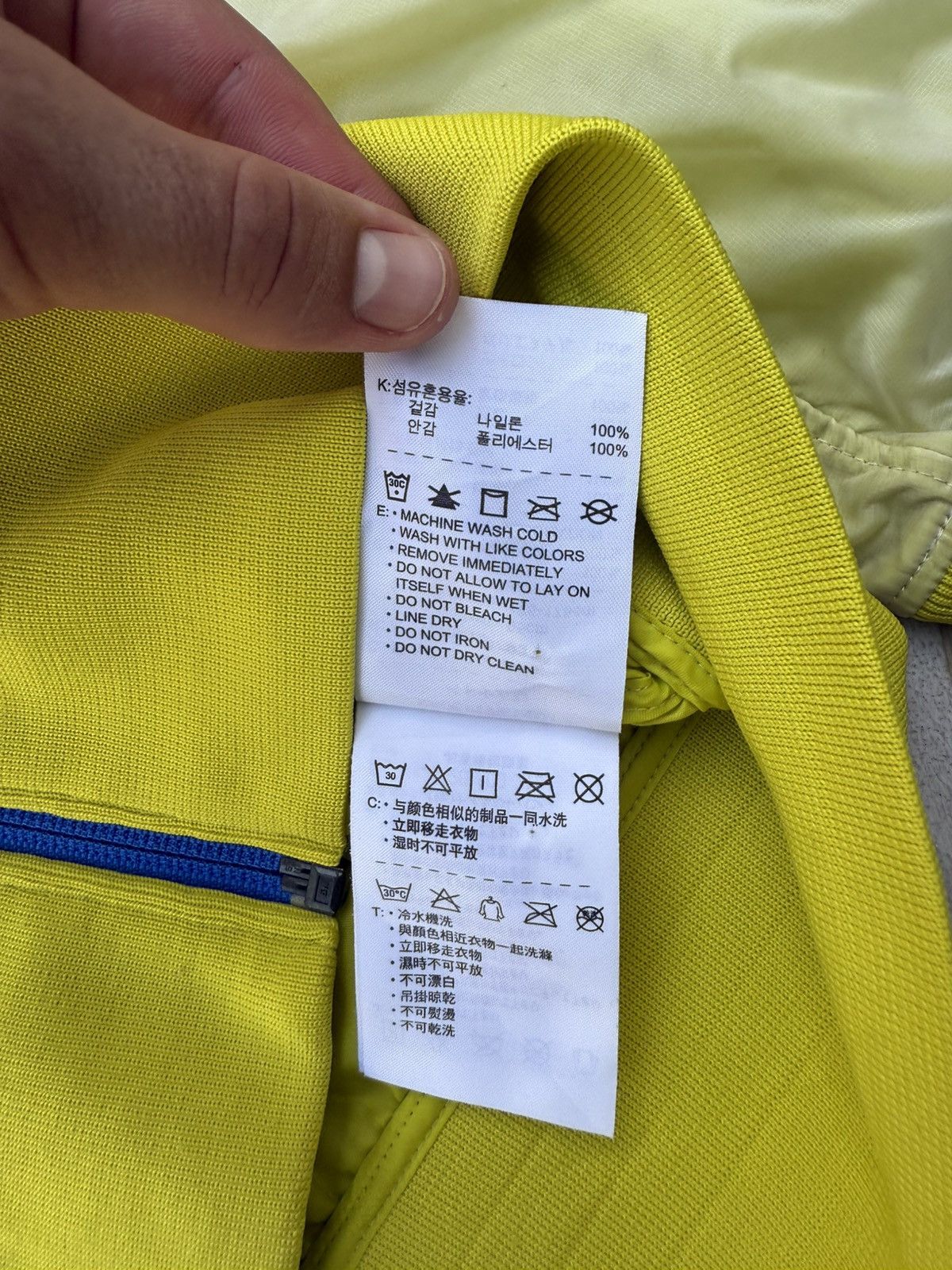Nike 90’s NIKE RARE SWOOSH LOGO Y2K RETROVINTAGE NYLON ZIP JACKET Size US M / EU 48-50 / 2 - 11 Thumbnail