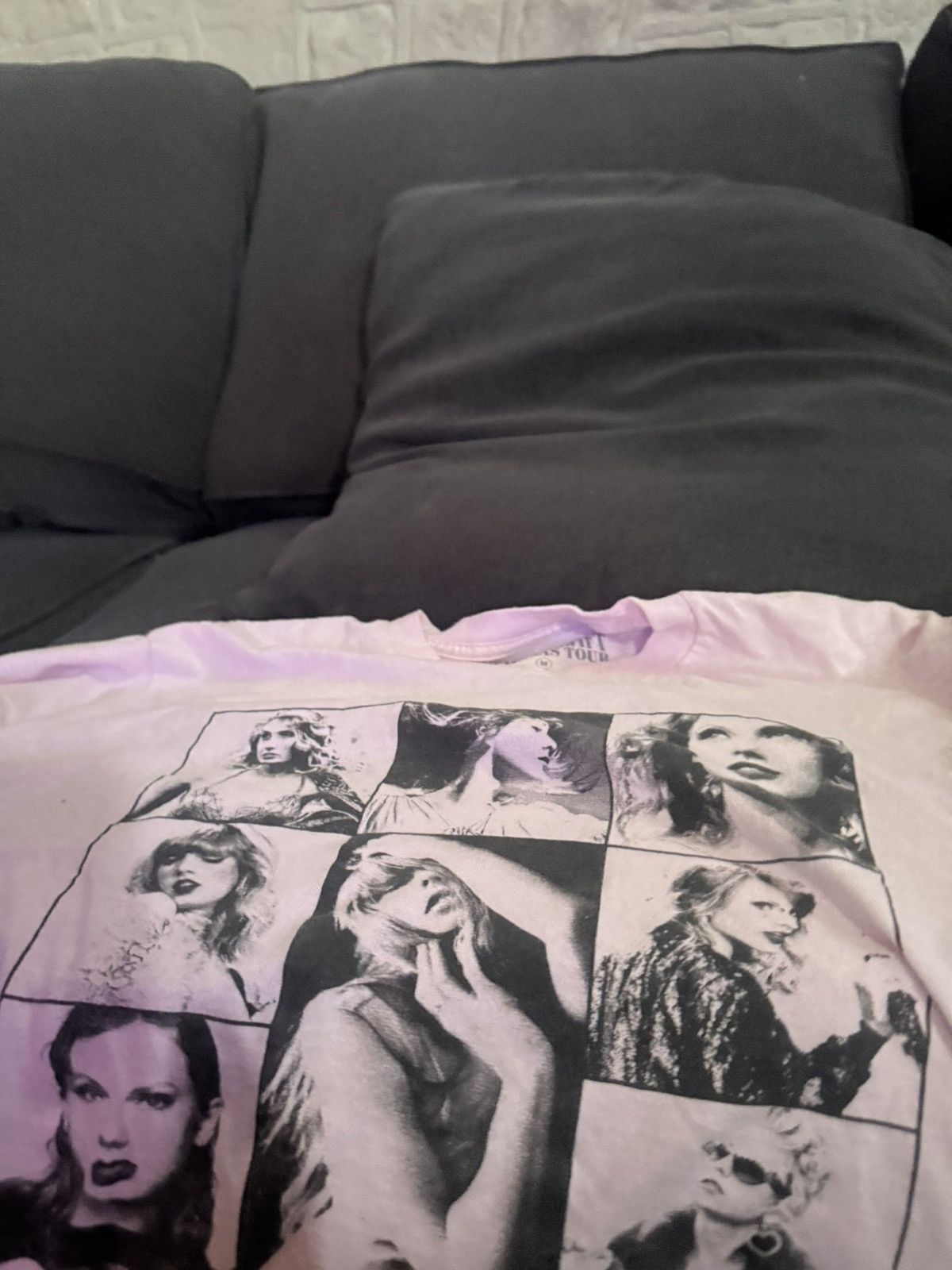 Other Pink Taylor Swift The Eras Tour 2023-2024 T-Shirt Size M Size M / US 6-8 / IT 42-44 - 3 Thumbnail