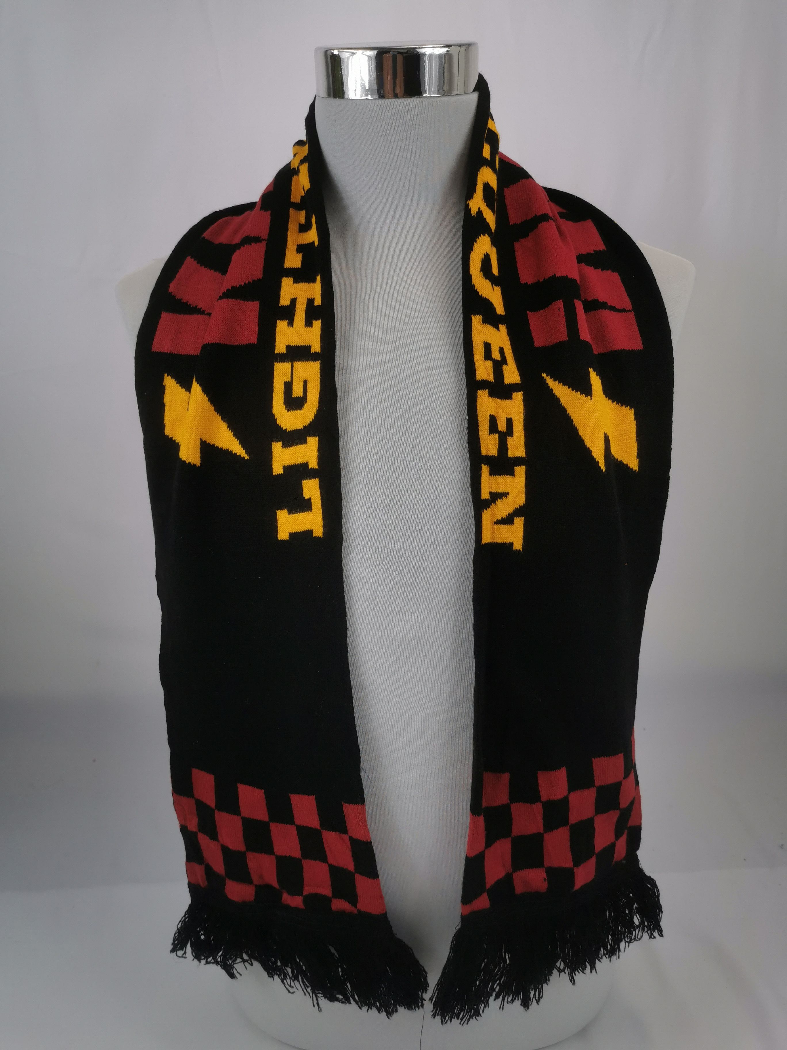 Vintage Lighting Mcqueen X disney scarf muffler Size ONE SIZE - 1 Thumbnail