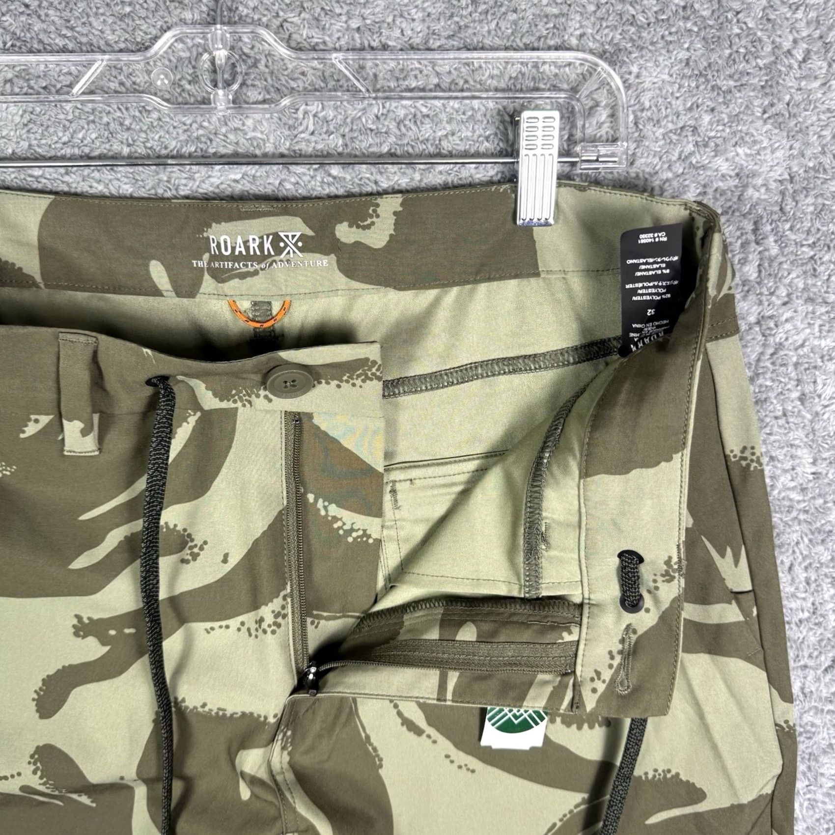 Roark Roark Shorts Mens 32x8 Explorer 2.0 Hybrid Camo Stretch Green Wicking Zip Pocket Size US 32 / EU 48 - 6 Thumbnail