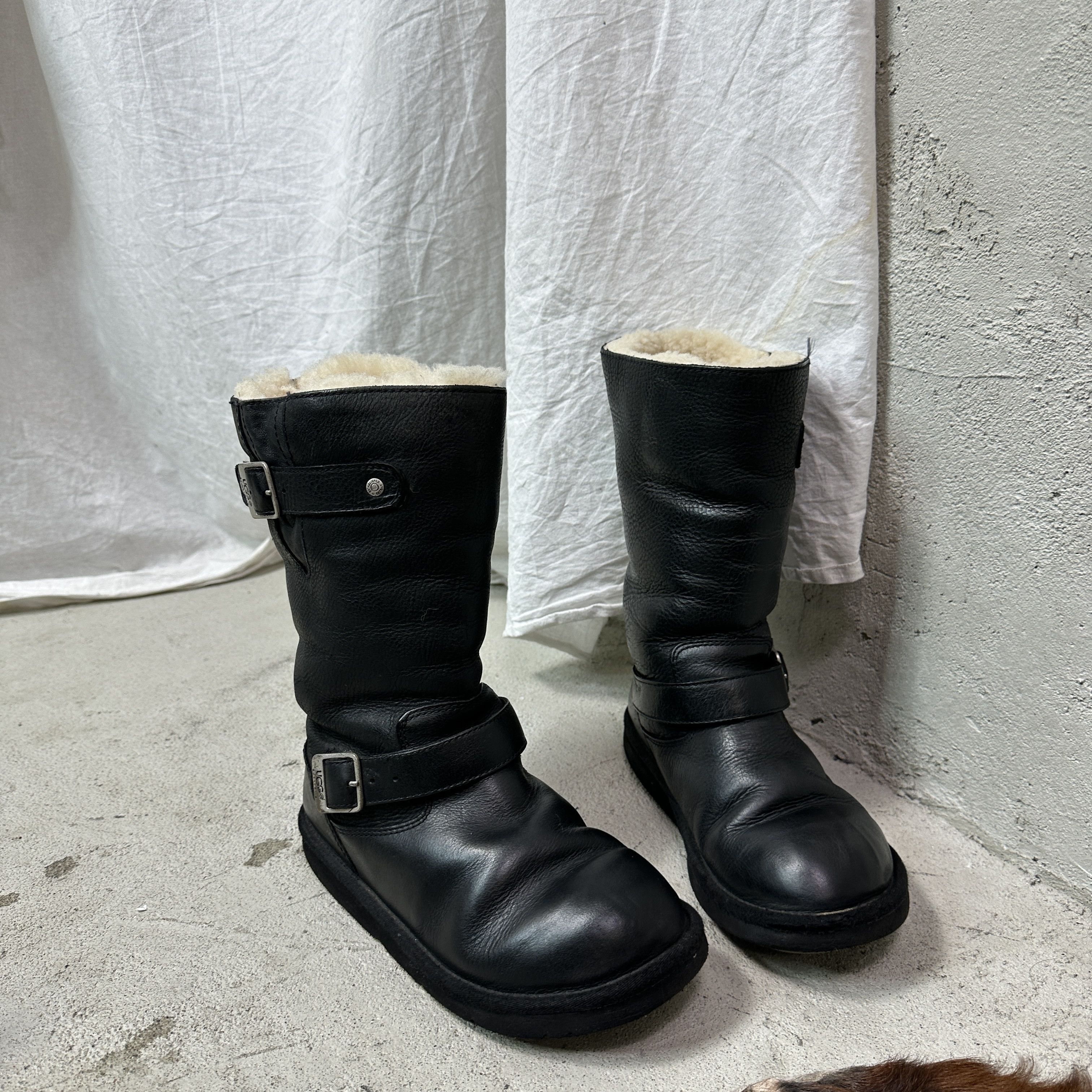 Vintage Leather Biker UGG Buckled Snow Boots Y2K