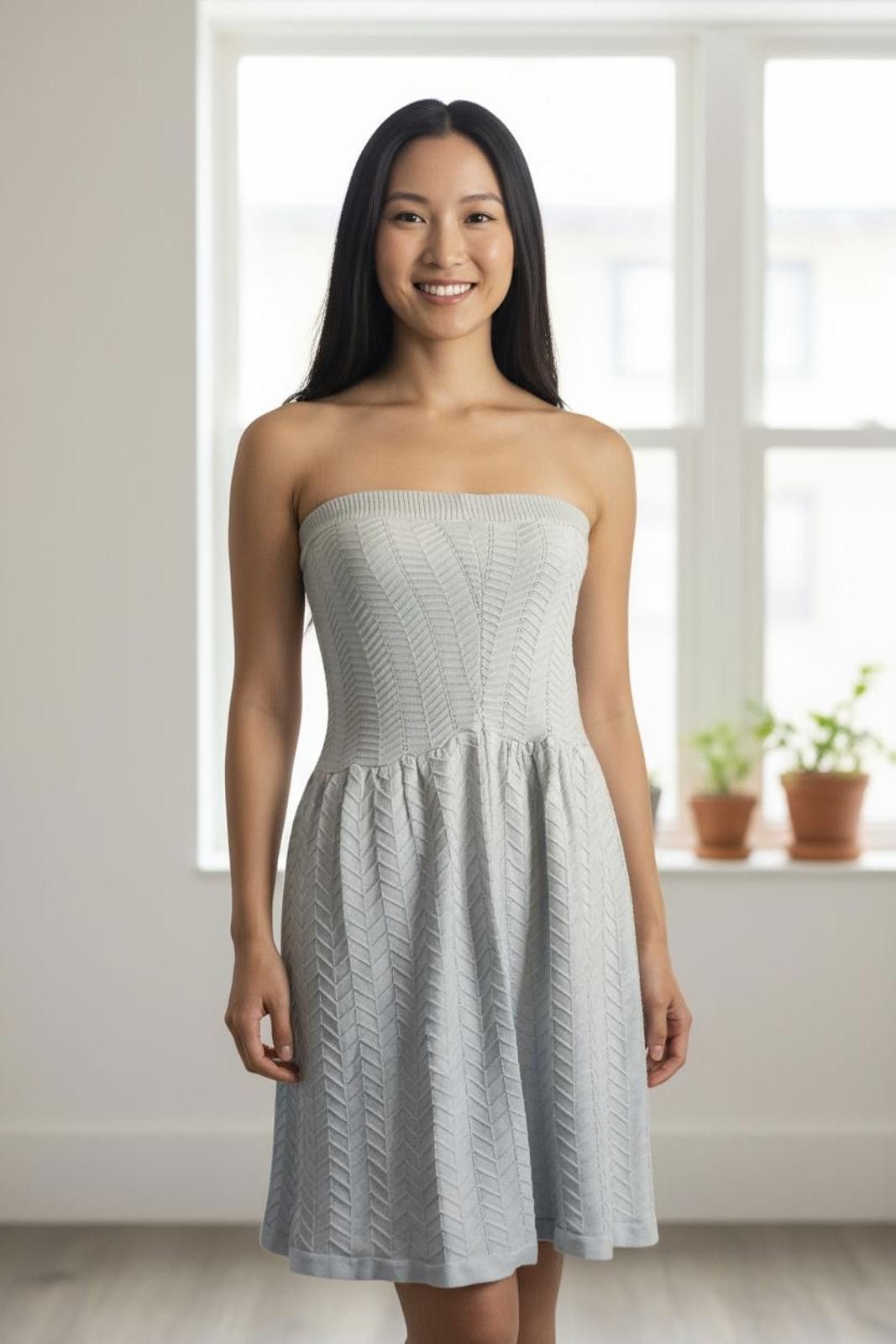 Express Express Women's Strapless Gray Knit Dress Size S / US 4 / IT 40 - 1 Thumbnail