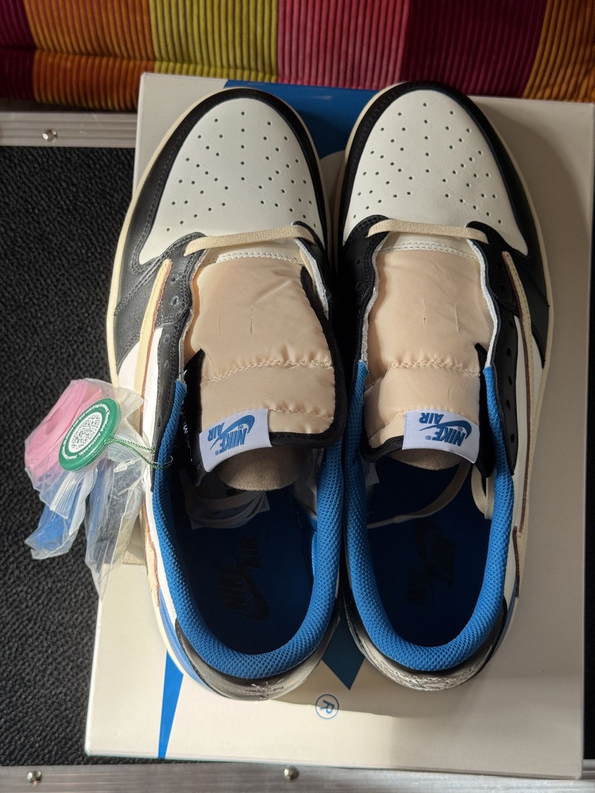 Fragment Design × Nike Travis Scott x Fragment x Air Jordan 1 Low OG SP Size US 11.5 / EU 44-45 - 3 Thumbnail