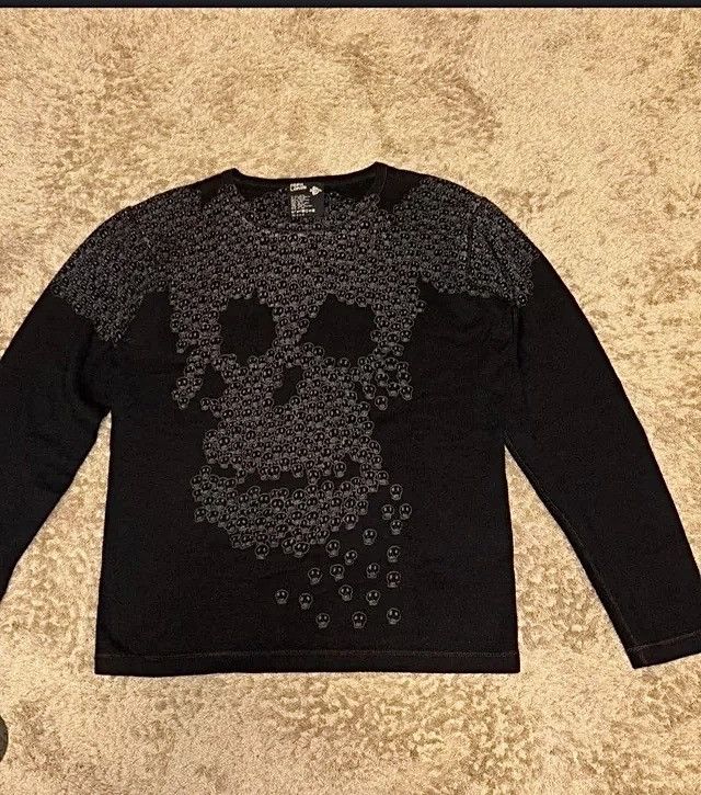 Other DONT BUY need help finding skull longsleeve will pay $600 Size US L / EU 52-54 / 3 - 2 Thumbnail
