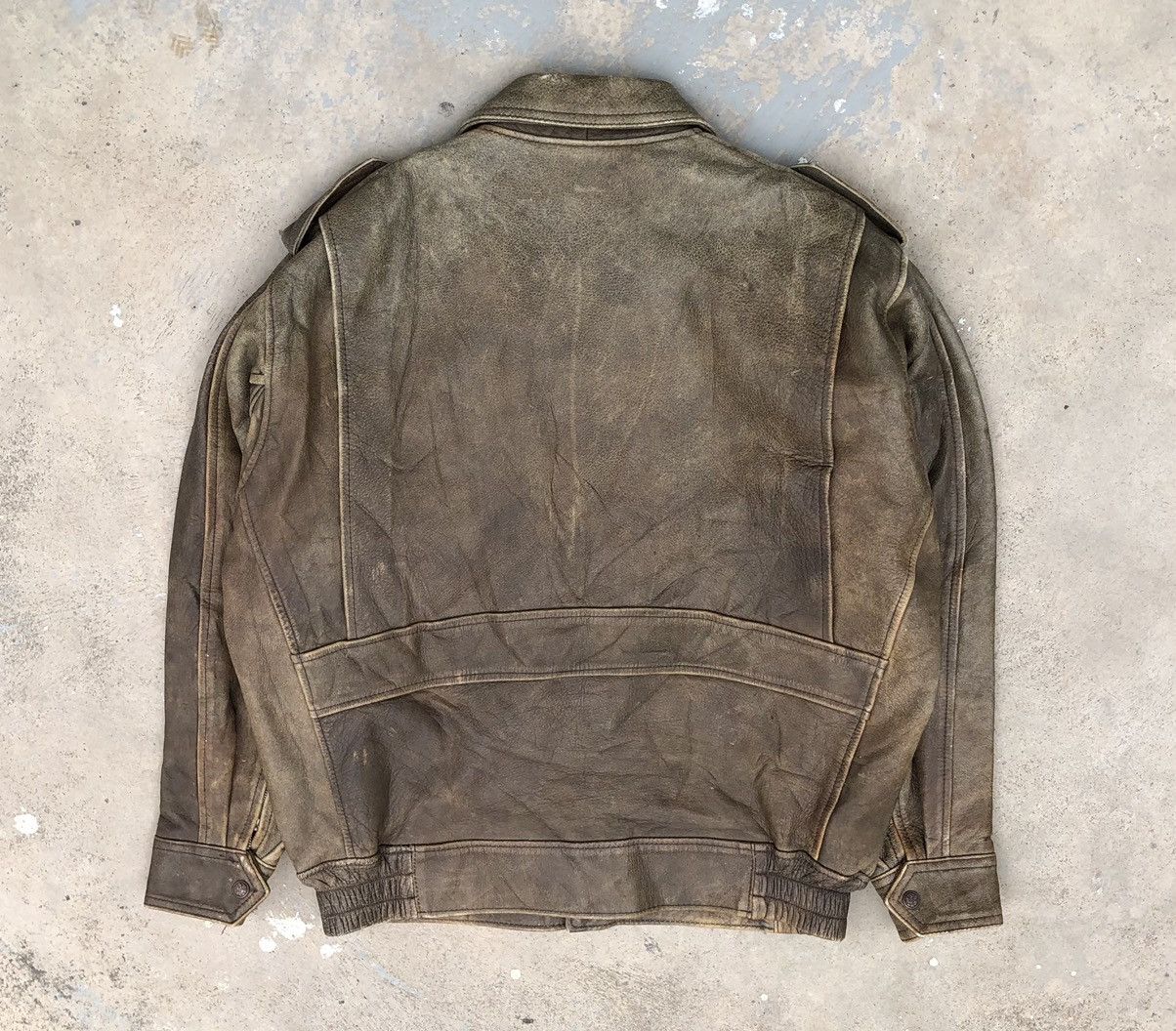 Vintage Vintage 80s Real Leather cowhide A2 Flight Bomber Jacket Size US L / EU 52-54 / 3 - 15 Thumbnail
