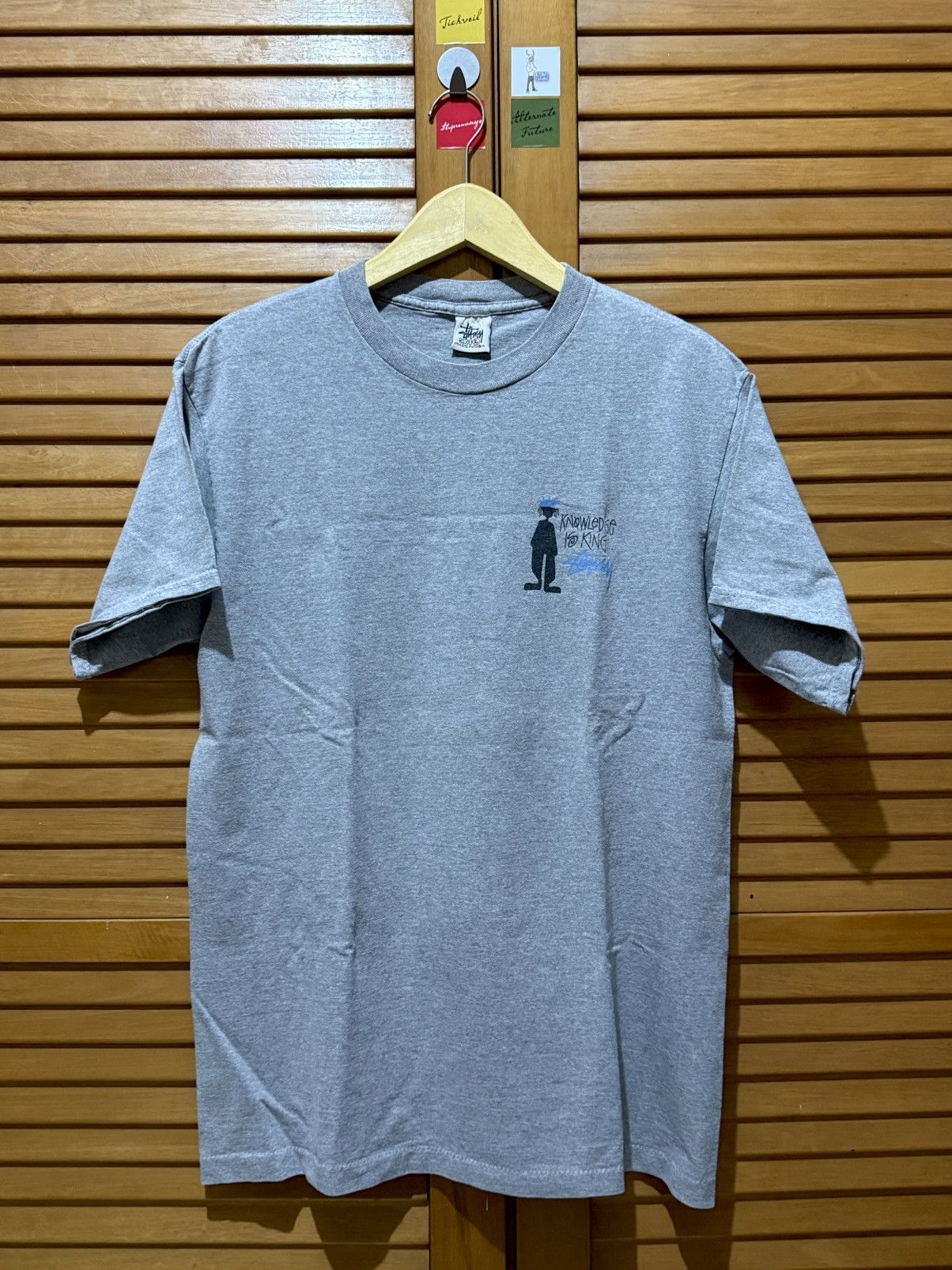 Stussy Stussy “KNOWLEDGE IS KING” 90s Vintage Tee Grey Size US L / EU 52-54 / 3 - 3 Thumbnail