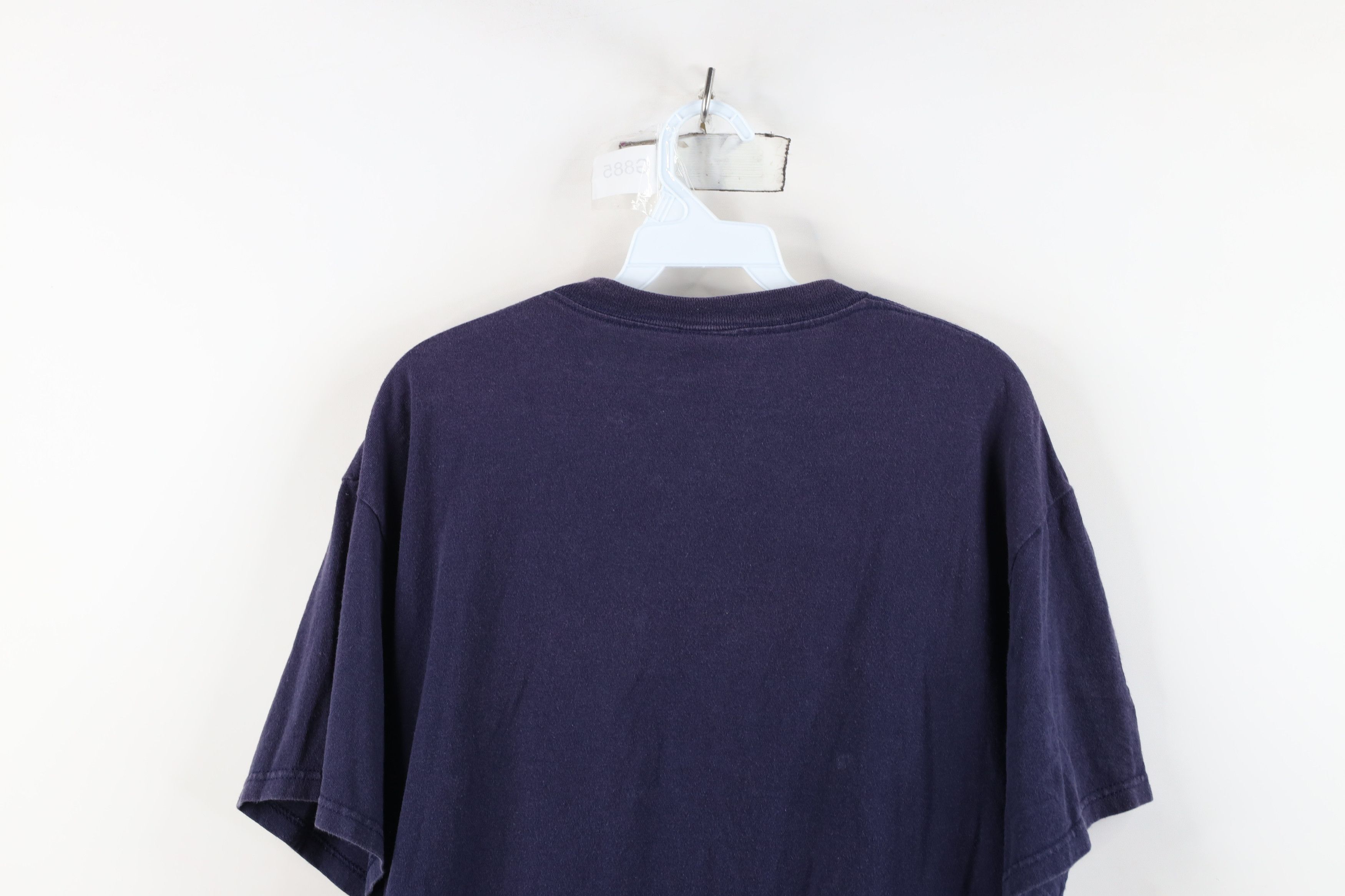Vintage Vintage Y2K 2004 Tigers Baseball Old English D T-Shirt Size US L / EU 52-54 / 3 - 12 Thumbnail