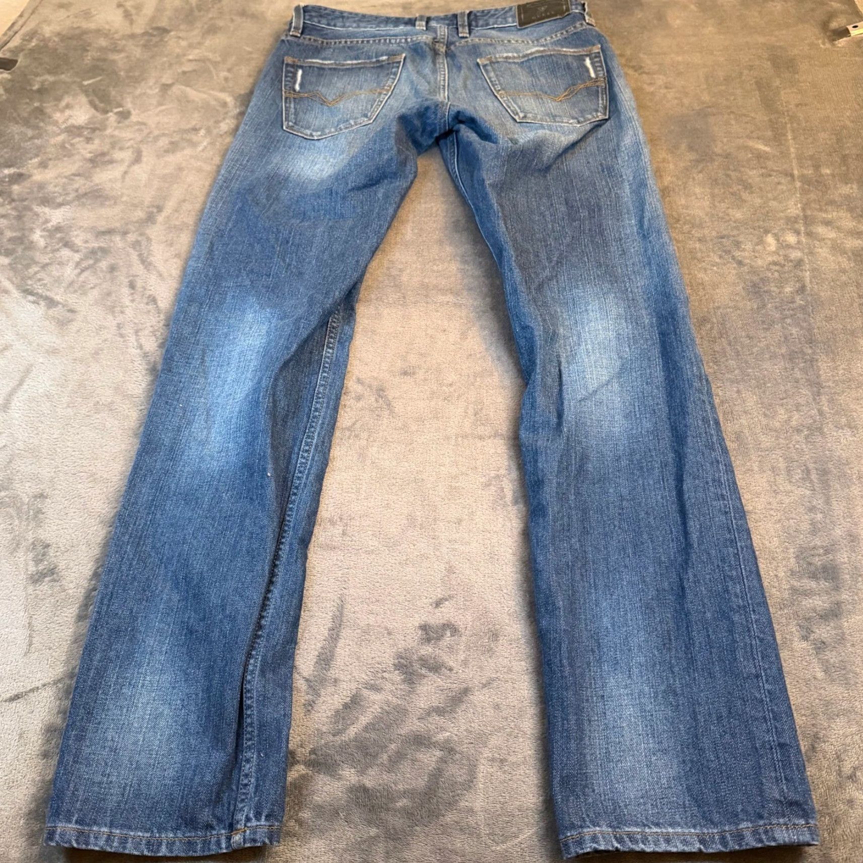 Guess GUESS Jeans Slim Straight Mens 30x32 Blue Distressed Denim Pants Casual Size US 30 / EU 46 - 4 Thumbnail