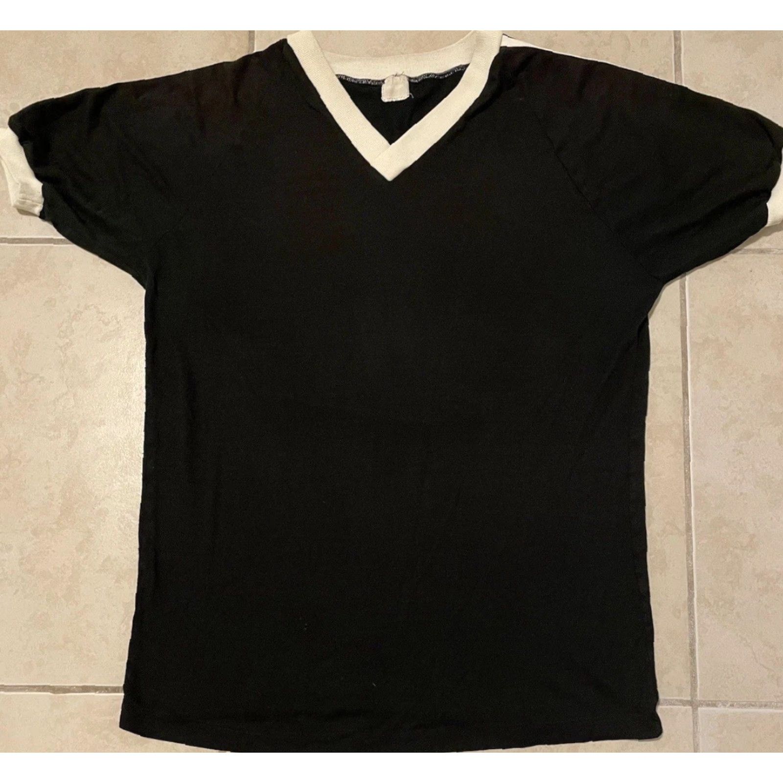 Vintage VINTAGE Jolly Friar Cocktail Saloon Norwalk California Striped Jersey Shirt L Men Black 70s 90s Grunge Bar Rock Punk Retro USA T-Shirt Size US L / EU 52-54 / 3 - 2 Thumbnail