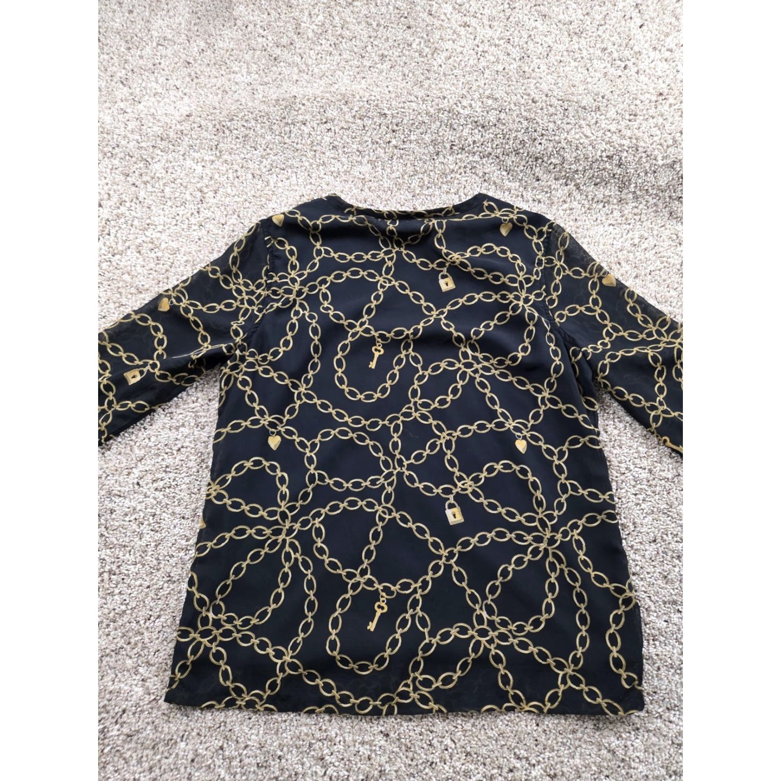 Banana Republic Banana Republic Blouse Womens Small Black Chain Lock Key Print Long Sleeve Top Size S / US 4 / IT 40 - 6 Thumbnail