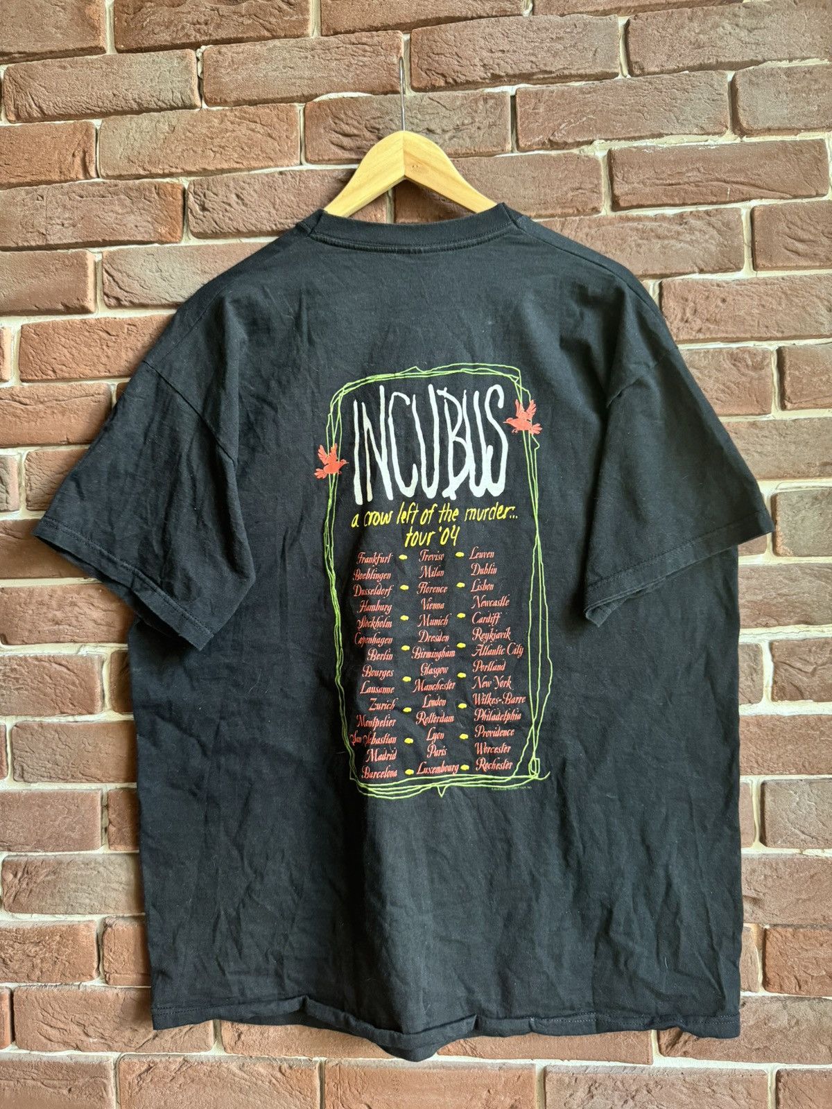 Band Tees 2004 Vintage Incubus Shirt Metal Band Deftones Foo Fighters Size US XL / EU 56 / 4 - 2 Thumbnail