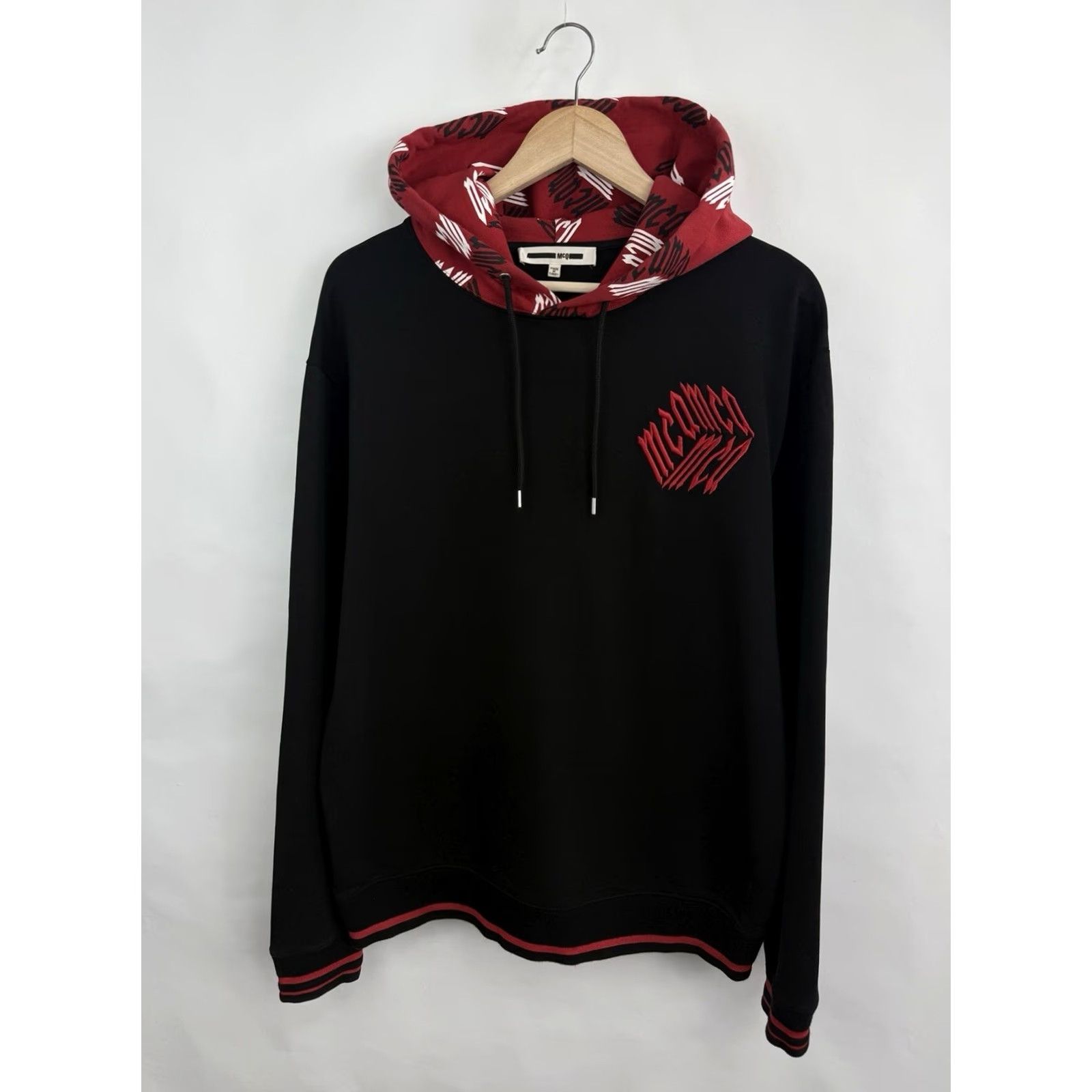 Alexander McQueen VINTAGE Alexander McQueen MCQ Black Hoodie Rare Retro XL Mens Hoodie Pullover Black 2000s Retro MCQ Size US XL / EU 56 / 4 - 7 Thumbnail