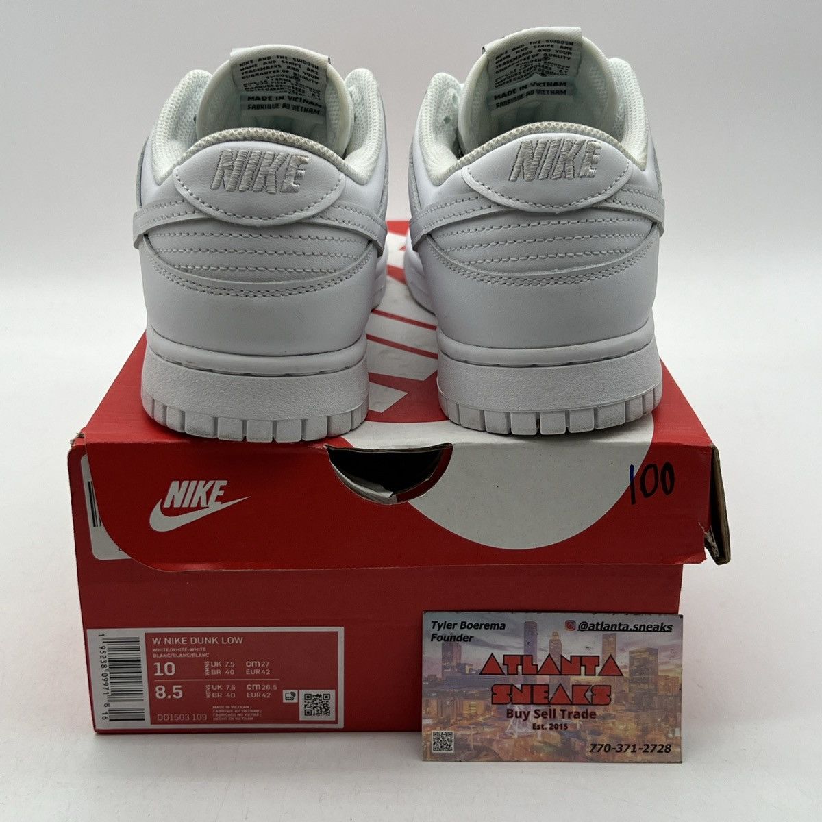 Nike Nike dunk low triple white Size US 10 / EU 43 - 3 Thumbnail