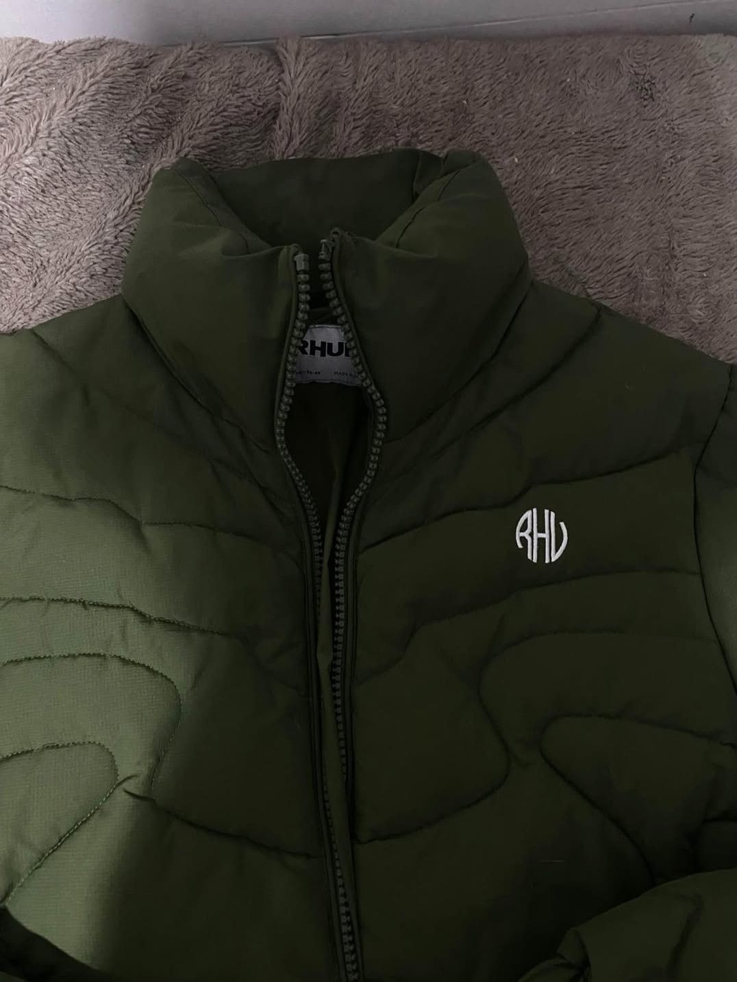 Rhude × Zara Zara X Rhuigi green puffer jacket collection Size US M / EU 48-50 / 2 - 5 Thumbnail