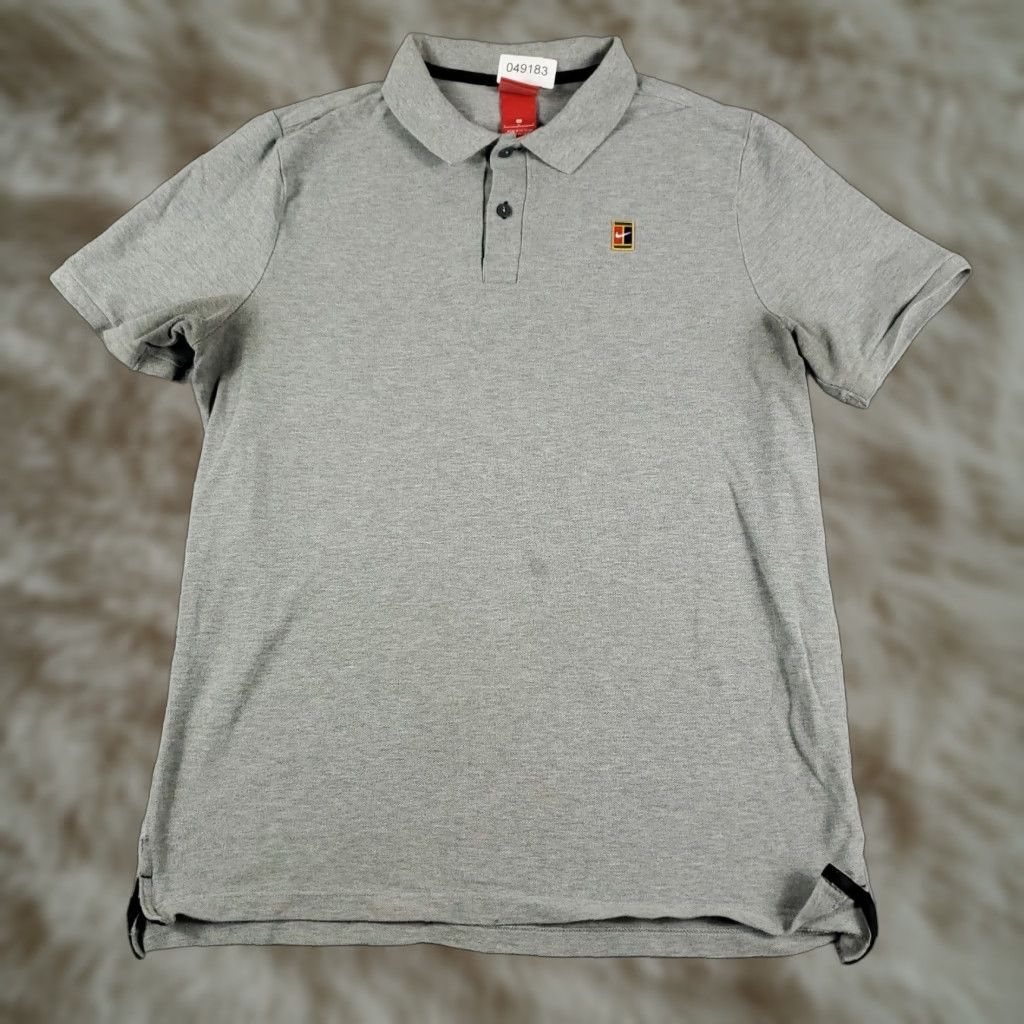Nike Nike Polo Shirt Men L Gray Cotton Golf Casual Short Sleeve Polo Shirt Men L Gray Nike Polo for Golf & Casual Wear Size US L / EU 52-54 / 3 - 1 Thumbnail