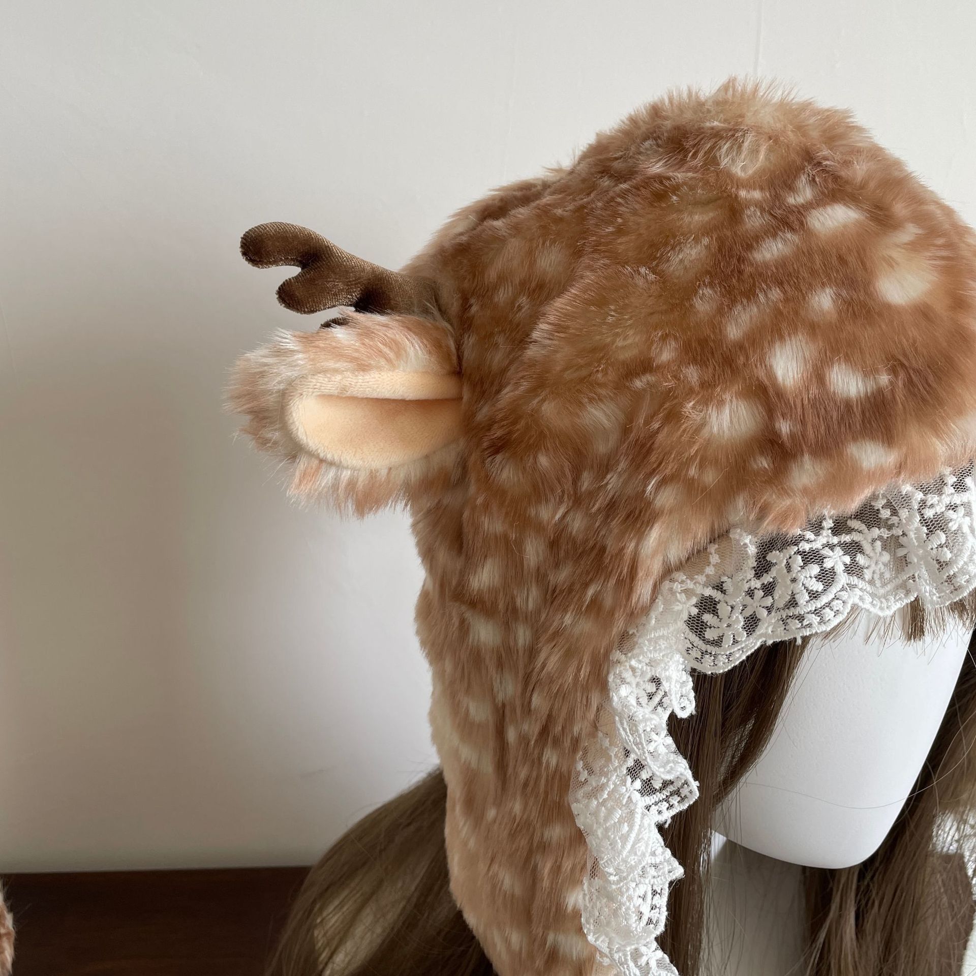 Other Plush cute lace elk warm hat Size ONE SIZE - 2 Thumbnail