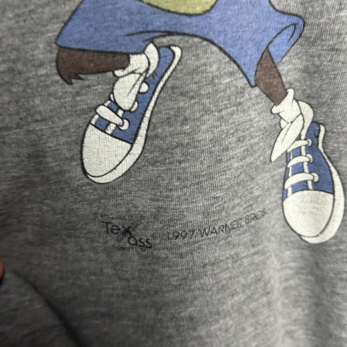 Warner Bros Vintage Warner Bros Taz 1997 Big logo cartoon tee size XL Size US XL / EU 56 / 4 - 3 Thumbnail