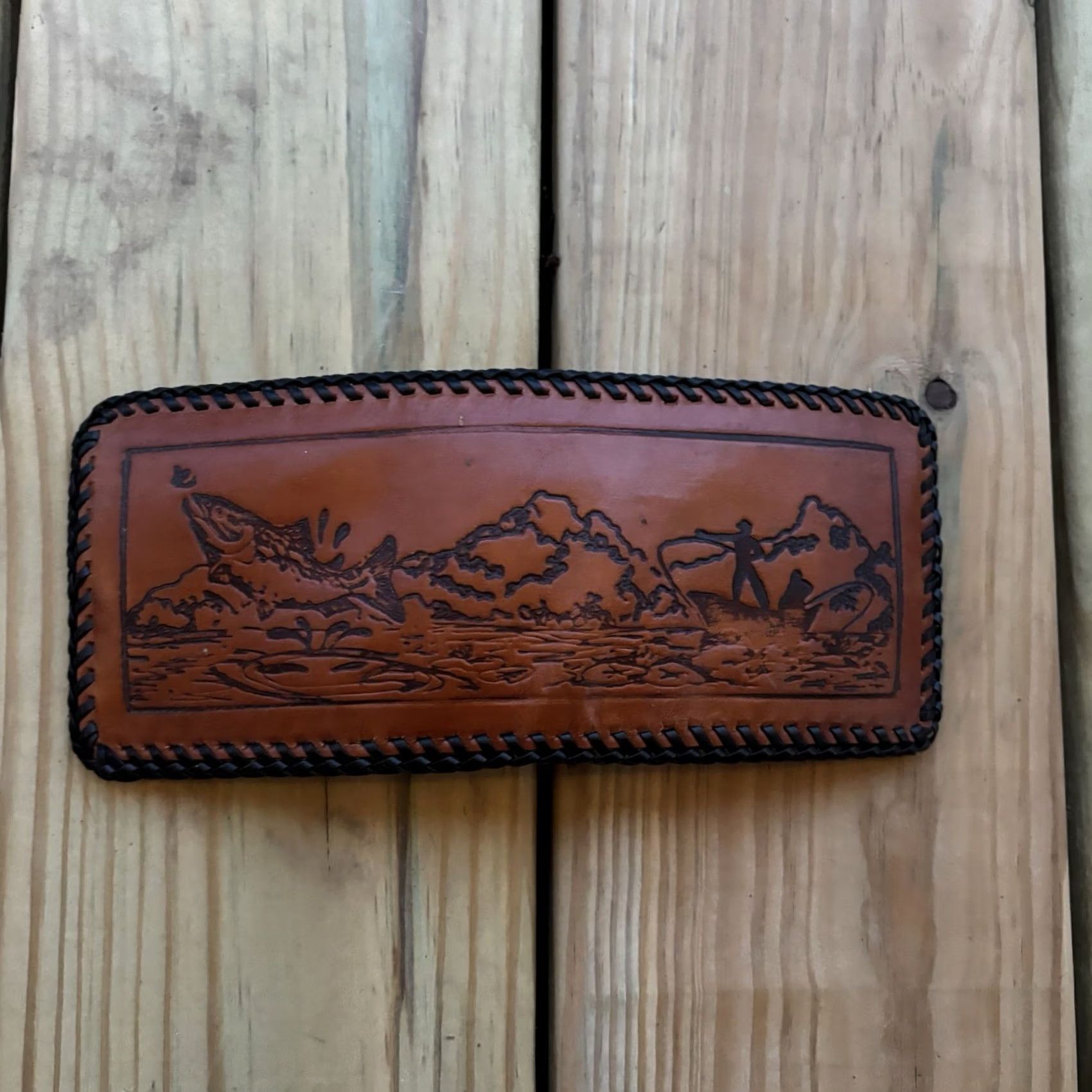 Vintage VINTAGE Wallet Leather Fish Boat Fishing Sportsman Hand Tooled Whipstitch USA Men Bifold Credit Card Folding 9in 4in Brown Size ONE SIZE - 2 Thumbnail