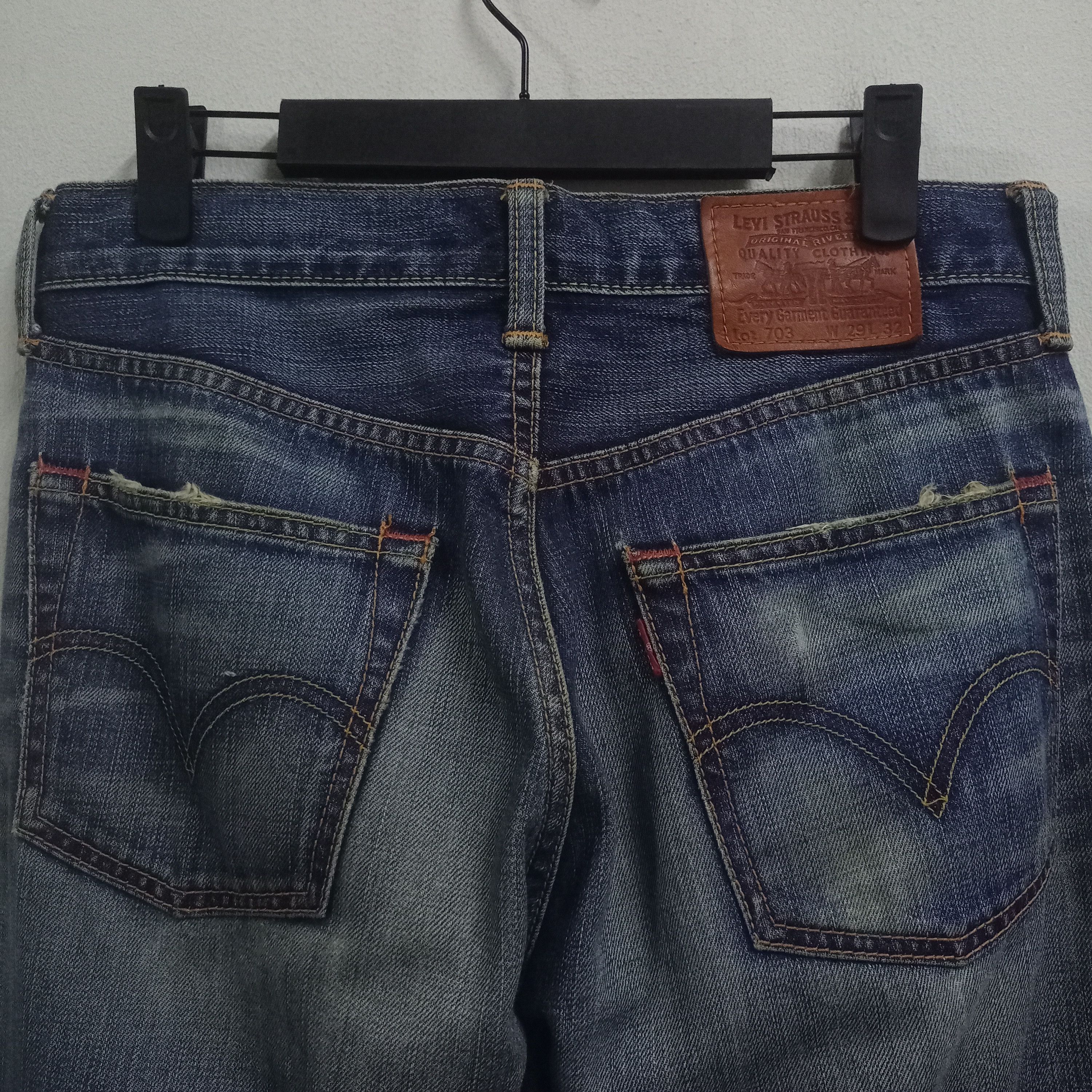 Levi's × Levi's Vintage Clothing Vintage 90s Levis 703 Blue Wash Distressed Baggy Jeans Size US 31 - 7 Thumbnail