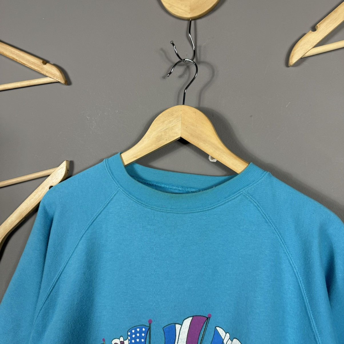 Vintage Vintage Blanc Bleu Club Med XL Graphic Sweatshirt Size US XL / EU 56 / 4 - 2 Thumbnail