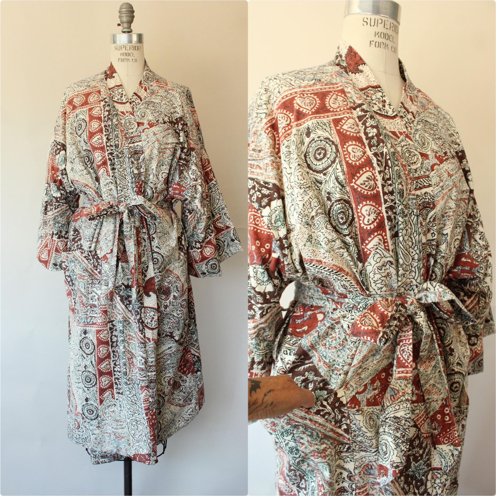 Vintage Vintage 1960s 1970s Robe with Pockets, Roytex Terrycloth Hou Size ONE SIZE - 1 Thumbnail