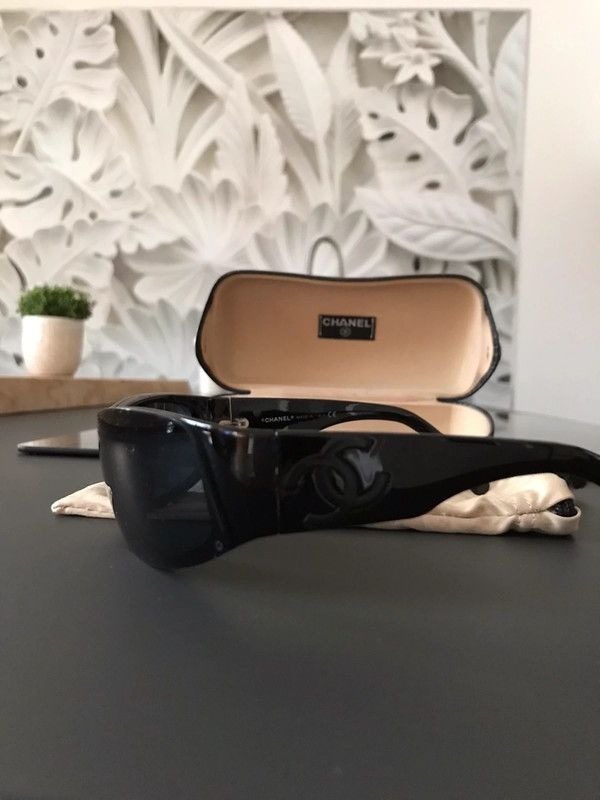 Chanel CHANEL SUNGLASSES 5072 CC LOGO MOTHER OF PEARL A0061 Size ONE SIZE - 1 Thumbnail