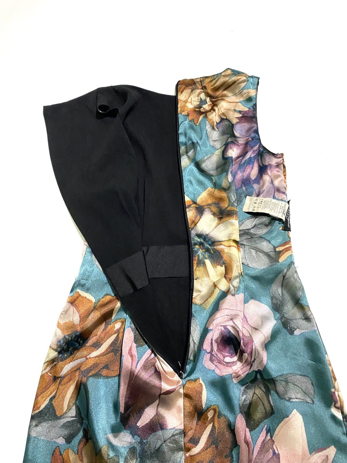 Dolce & Gabbana DOLCE AND GABBANA FLORAL SILK DRESSES Size XS / US 0-2 / IT 36-38 - 5 Thumbnail