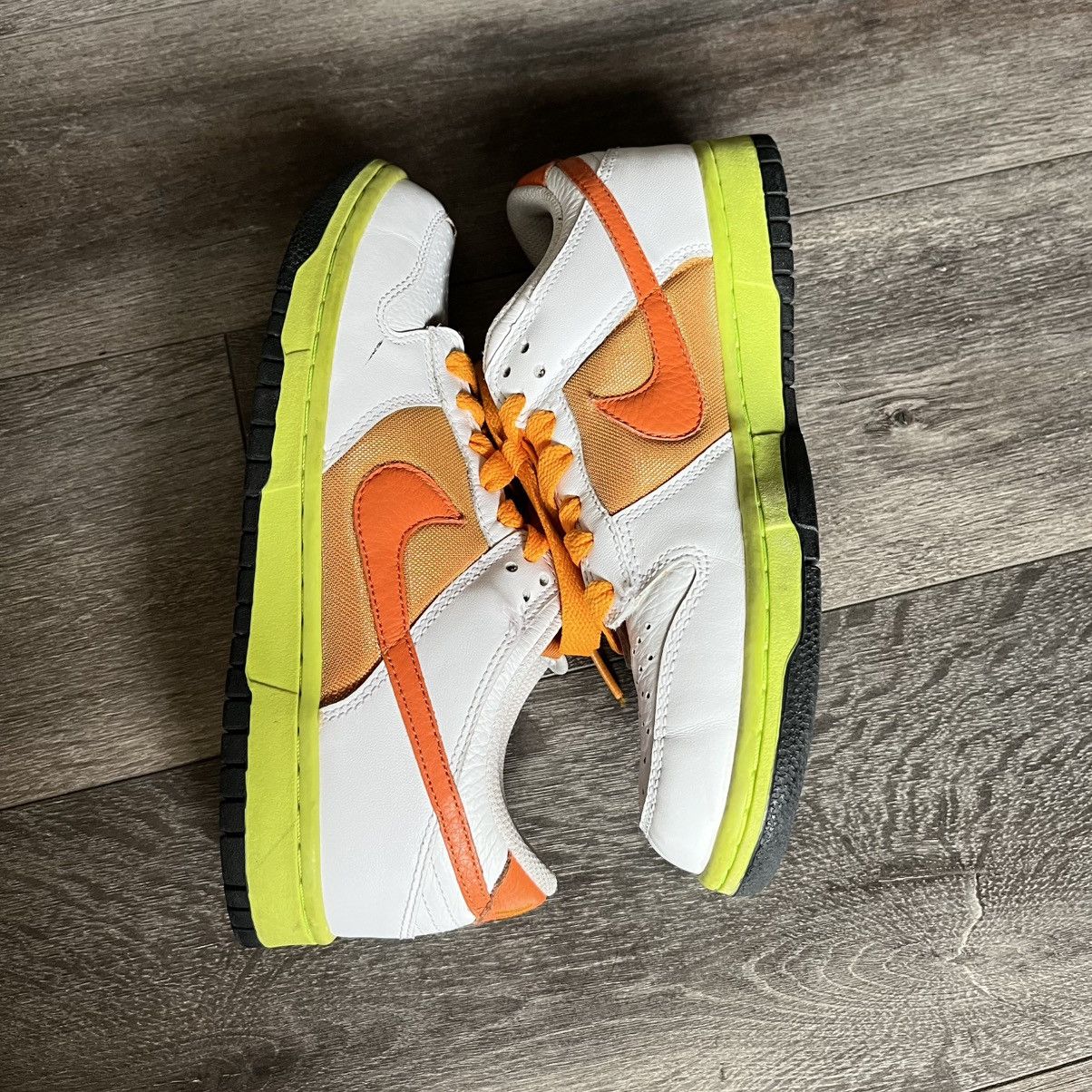 Nike Vintage 2000s Nike SB Dunk Low White Orange Blaze Size 8 W Size US 8 / IT 38 - 3 Thumbnail
