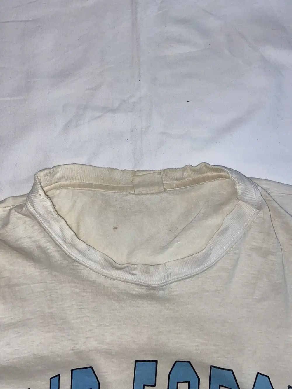 Vintage RARE VINTAGE US AIR FORCE ACADEMY MILITARY USA Y2K T SHIRT Size US XL / EU 56 / 4 - 5 Thumbnail