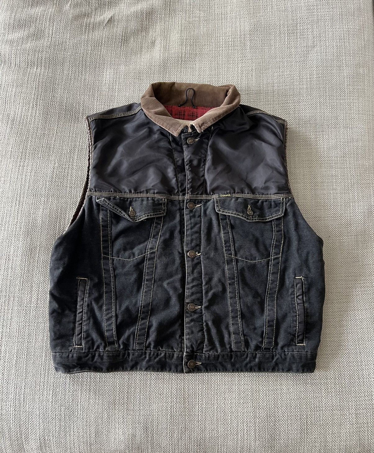 Diesel × Vintage Vintage Diesel Avant Garde Vest 1990s Size US XL / EU 56 / 4 - 1 Thumbnail