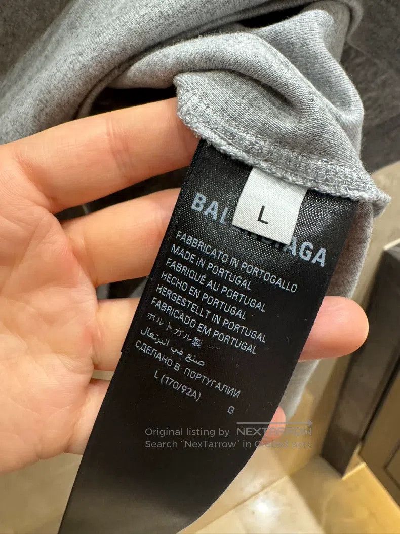 Balenciaga Balenciaga Slim Fit Short Sleeve in Grey Size US L / EU 52-54 / 3 - 3 Thumbnail