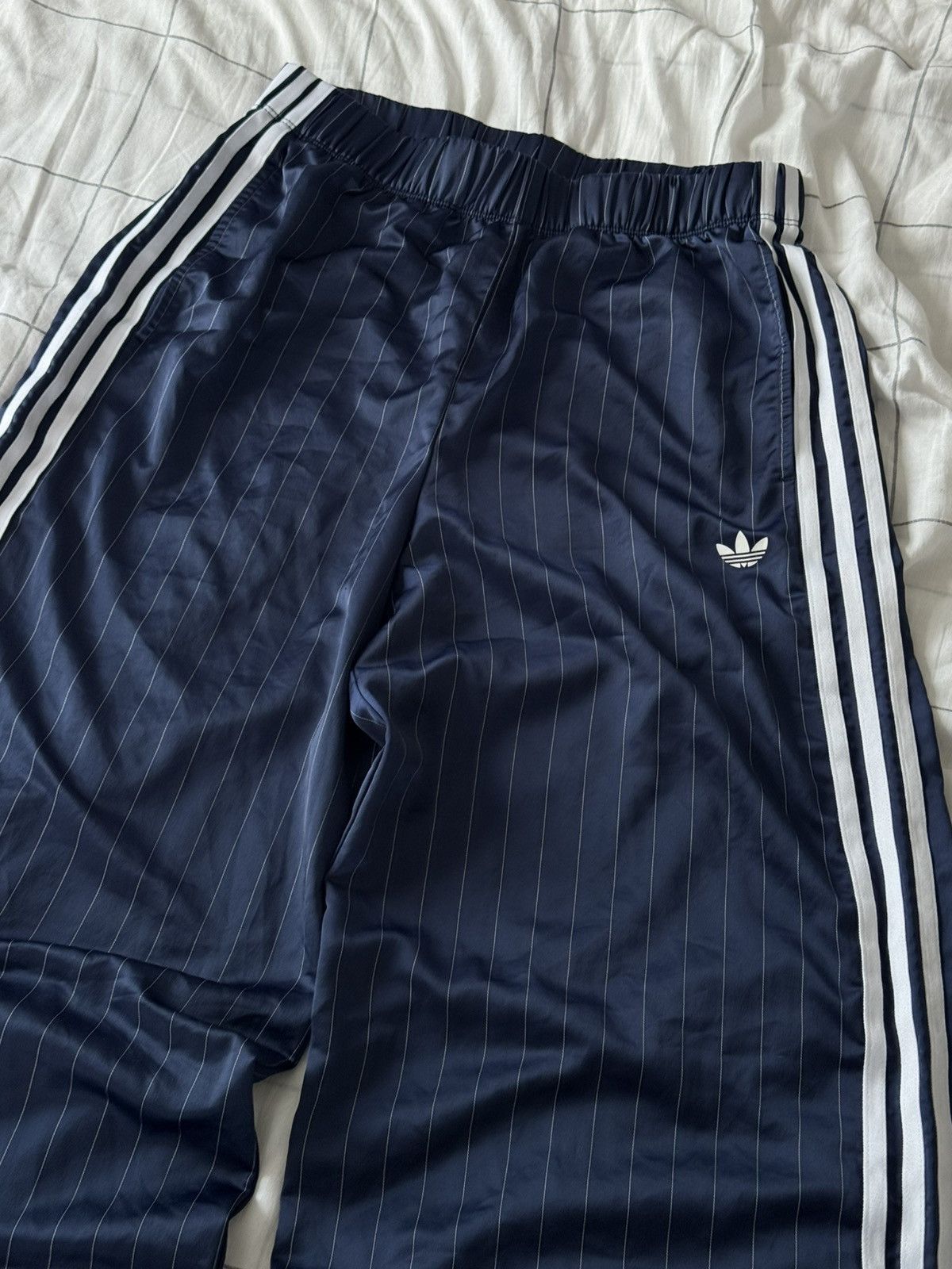 Adidas Adidas Balenciaga Style baggy Track Pants Hype Sweatpants Size 33" - 3 Thumbnail