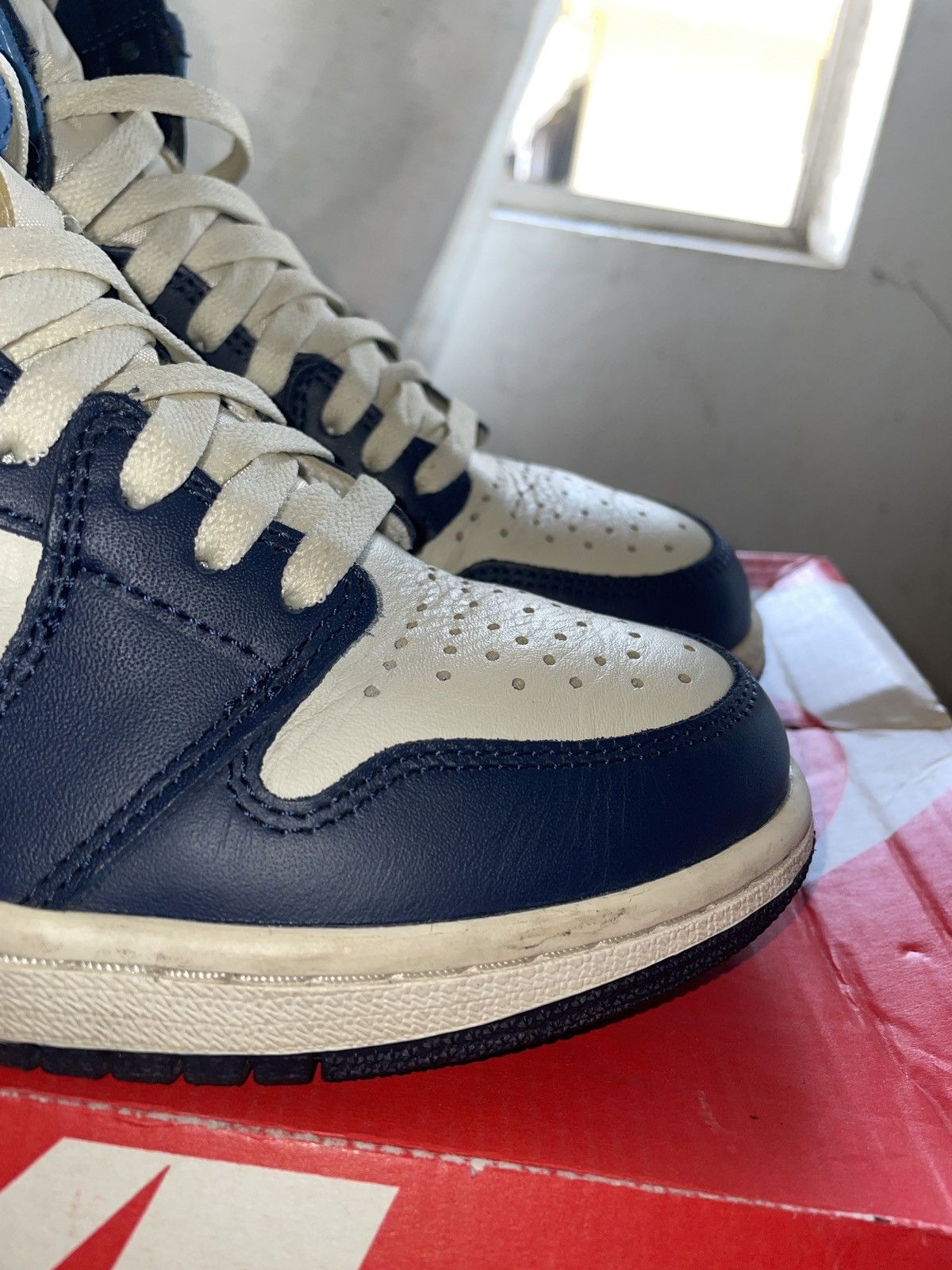 Jordan Brand Jordan 1 Obsidian Size US 7.5 / EU 40-41 - 7 Thumbnail