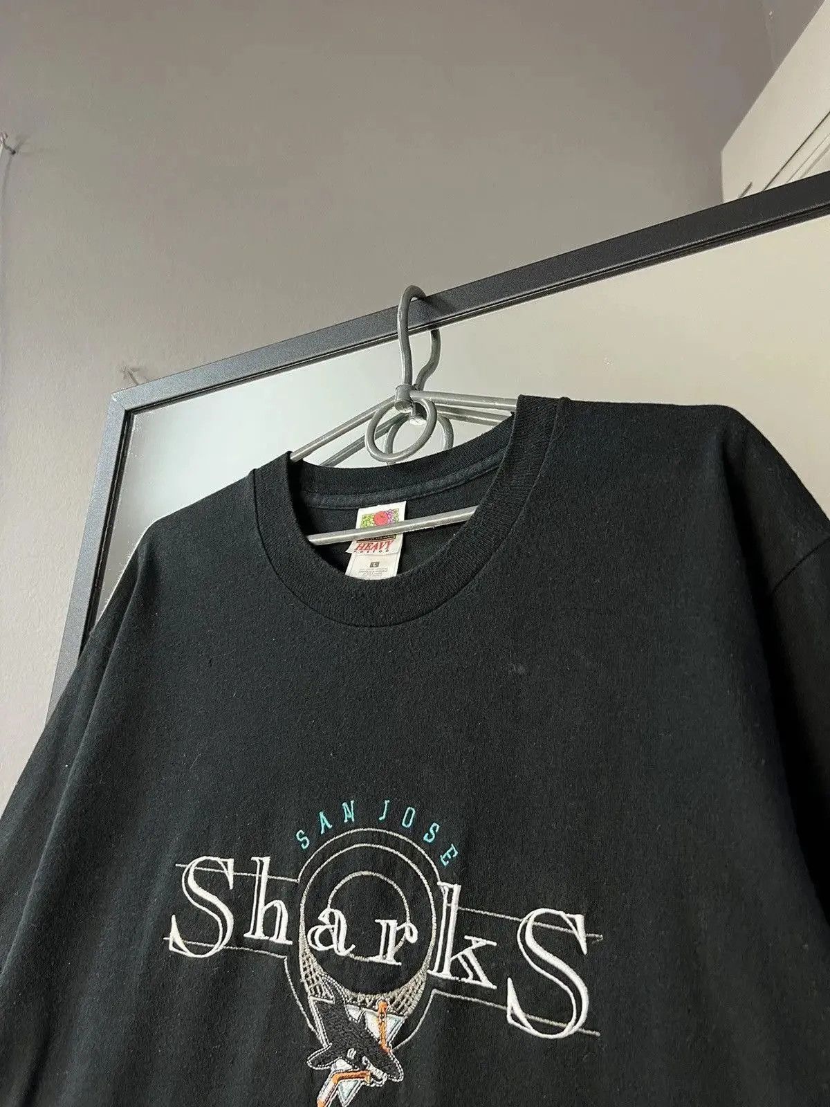 Fruit Of The Loom Vintage San Jose sharks Faded Simple logo t-shirt Y2K Size US L / EU 52-54 / 3 - 2 Thumbnail