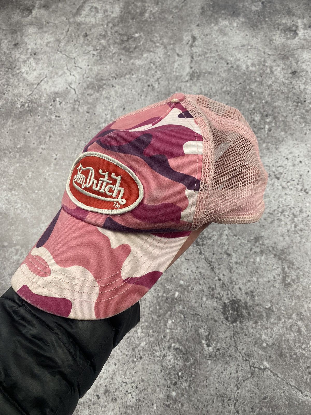 Von Dutch Rare vintage vondutch camo trucker hats Size ONE SIZE - 2 Thumbnail