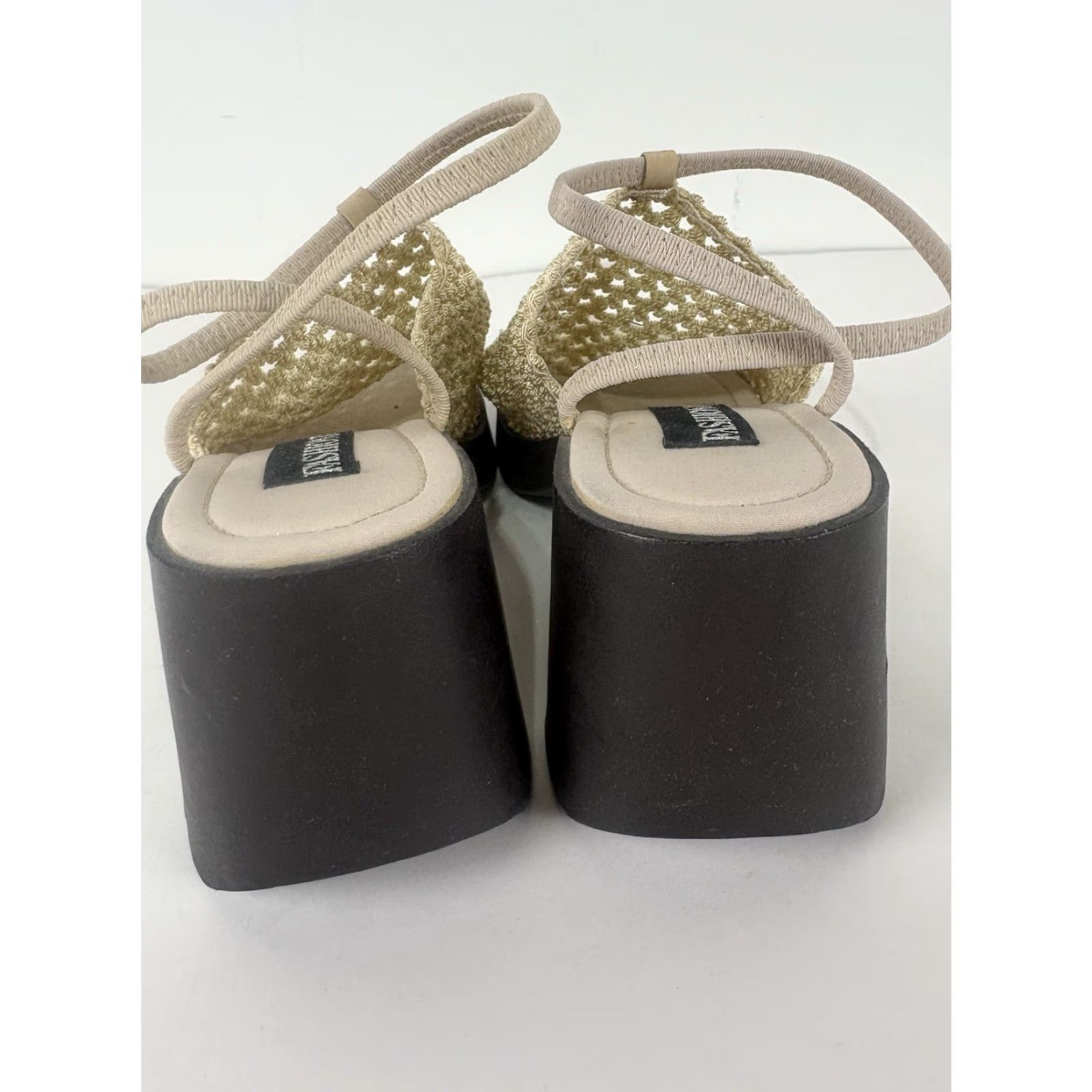 Vintage Fashion Bug Strappy Heels Womens 7.5 Cream Open Toe Block Heel 3in Straps Sandals Shoes Size US 8 / IT 38 - 5 Thumbnail