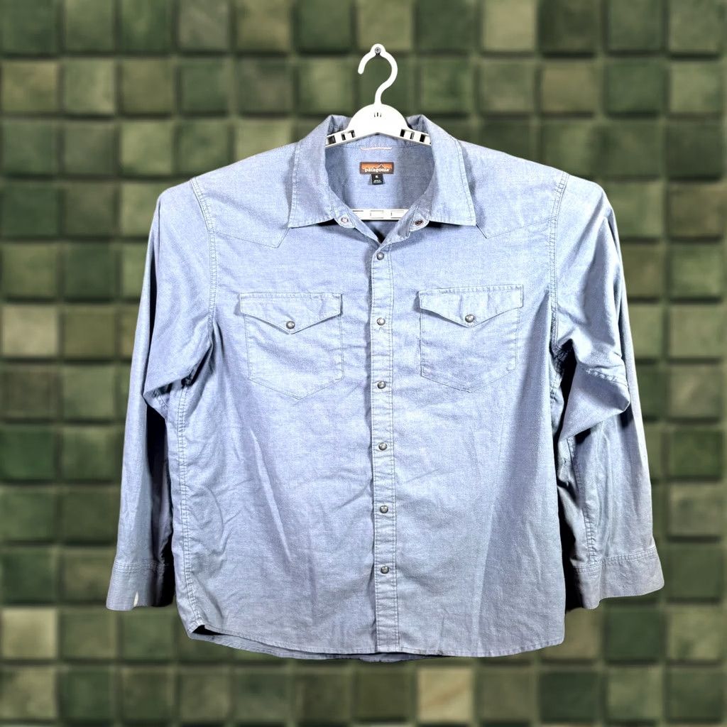 Patagonia Patagonia Button-Up Shirt Mens XL Blue Polyester Camping Long Sleeve Fishing Size US XL / EU 56 / 4 - 1 Thumbnail
