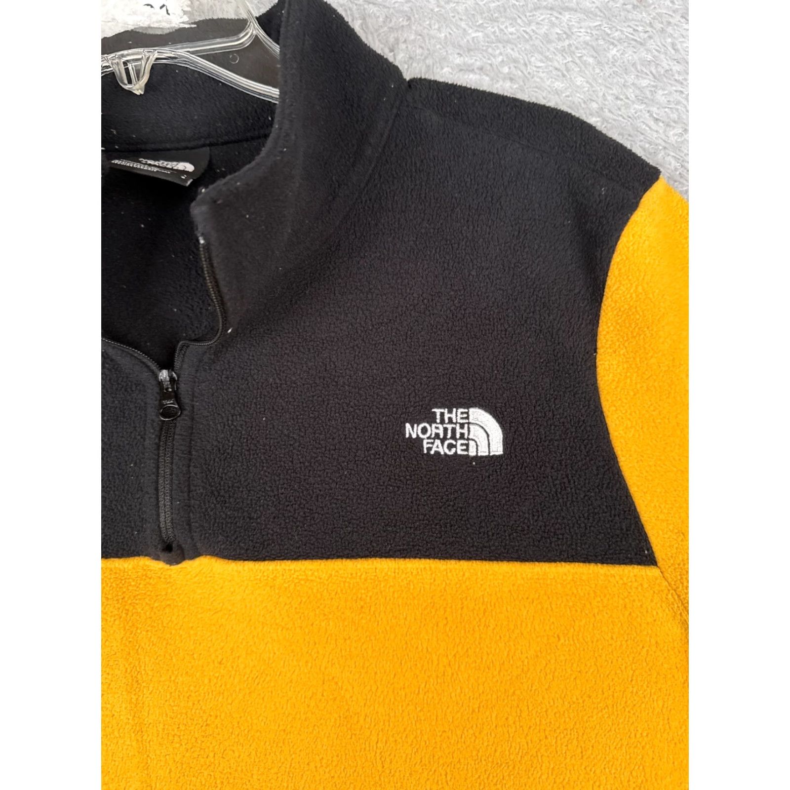 The North Face The North Face Sweater Womens Large Yellow 1/4 Zip Pullover Polyester Fleece Size L / US 10 / IT 46 - 6 Thumbnail