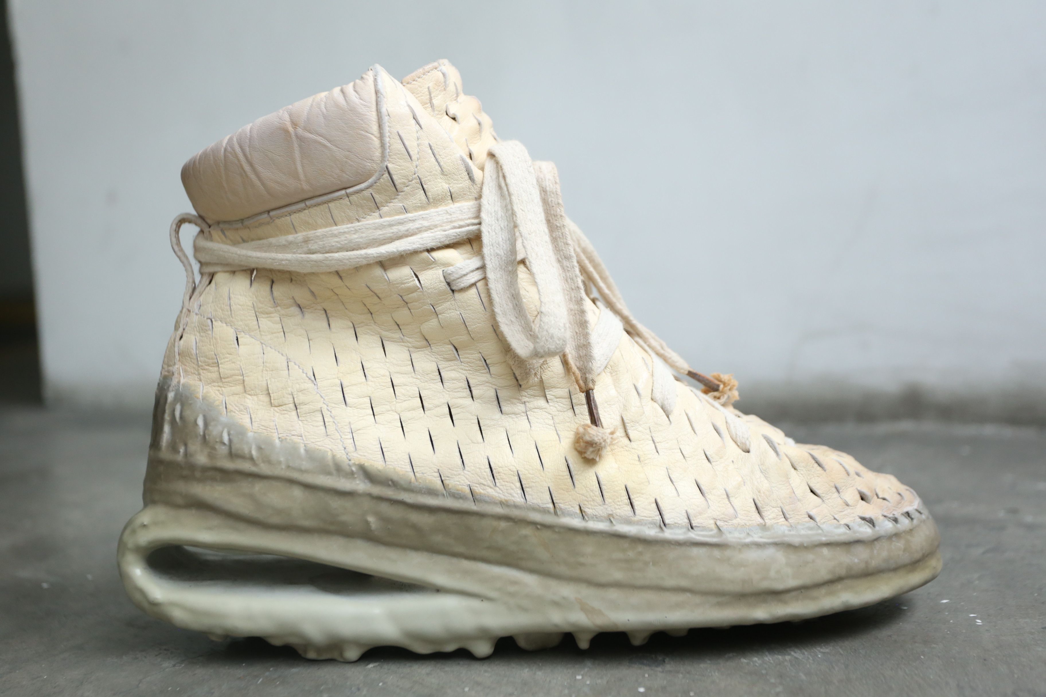 Carol Christian Poell Carol Christian Poell - High-Top Laser Cut U-Sole Sneakers Size US 9 / EU 42 - 2 Thumbnail