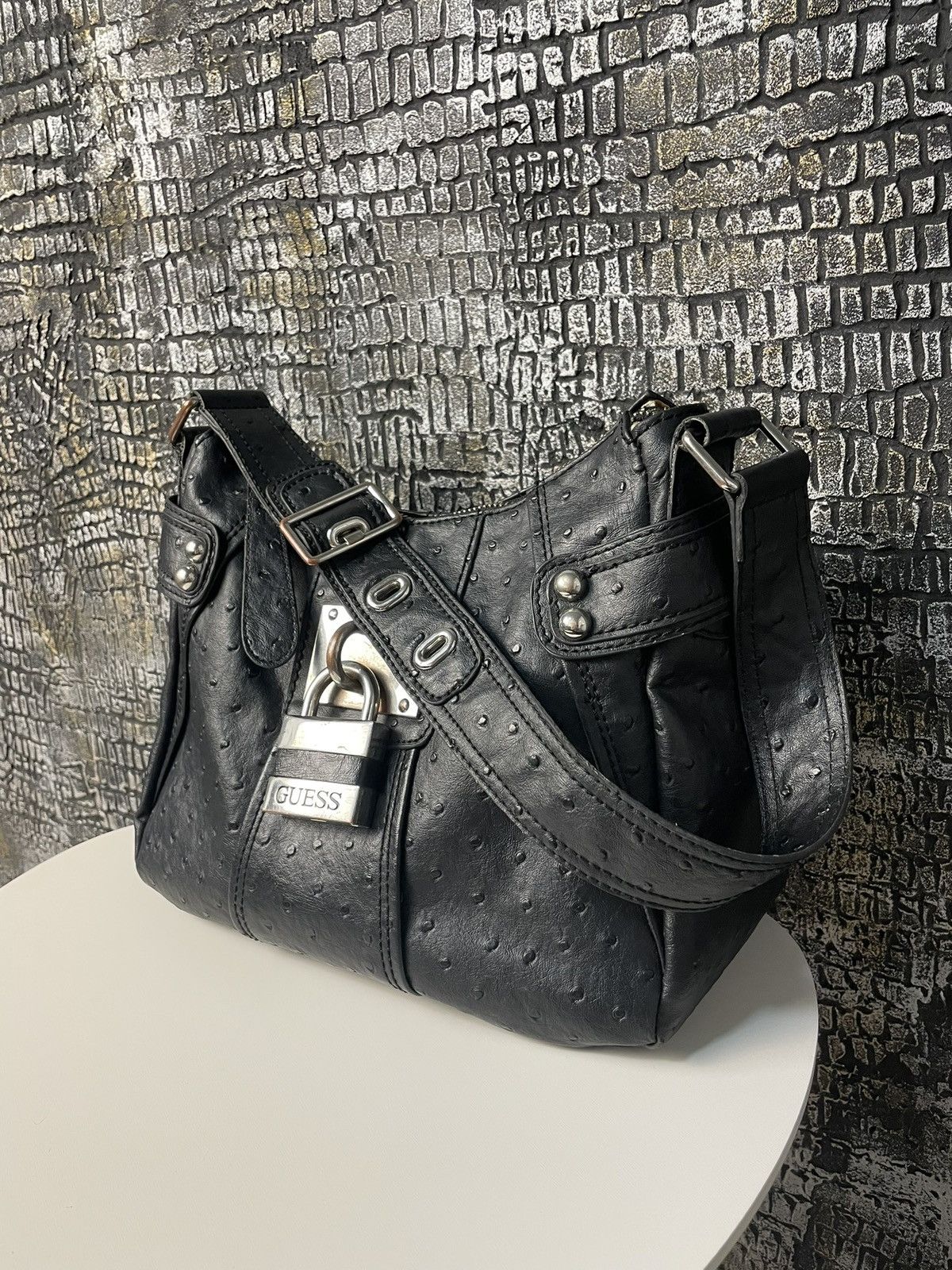 Guess Vintage Guess Bag Y2K Metal Logo Size ONE SIZE - 6 Thumbnail