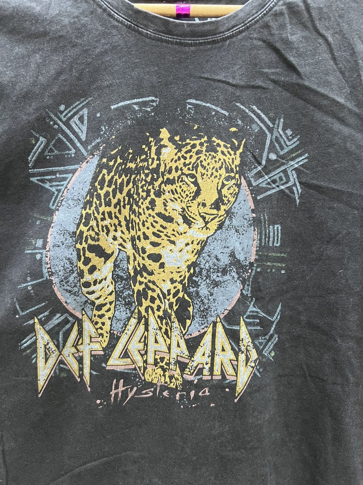 Band Tees Def leppard Hysteria Band Tee Size US S / EU 44-46 / 1 - 2 Thumbnail