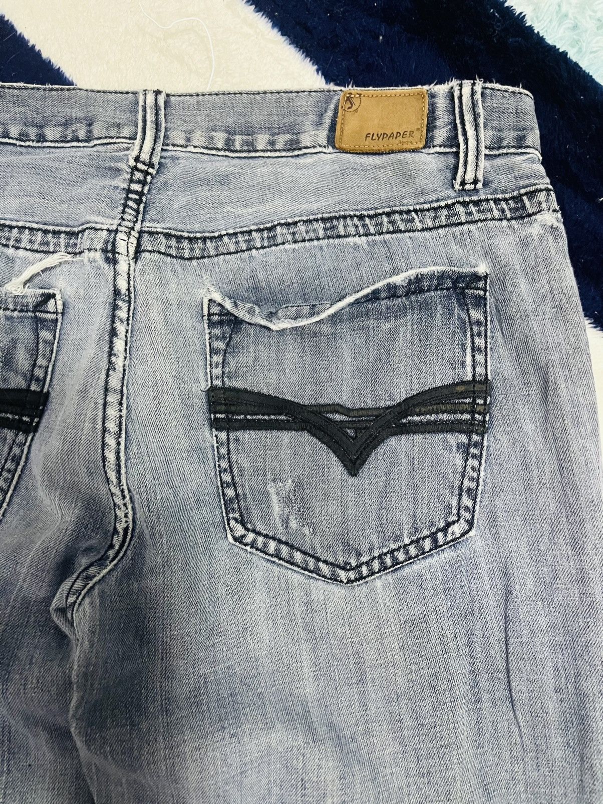 Japanese Brand Flypaper Straight Cut Distressed Jeans (16) Size US 34 / EU 50 - 4 Thumbnail