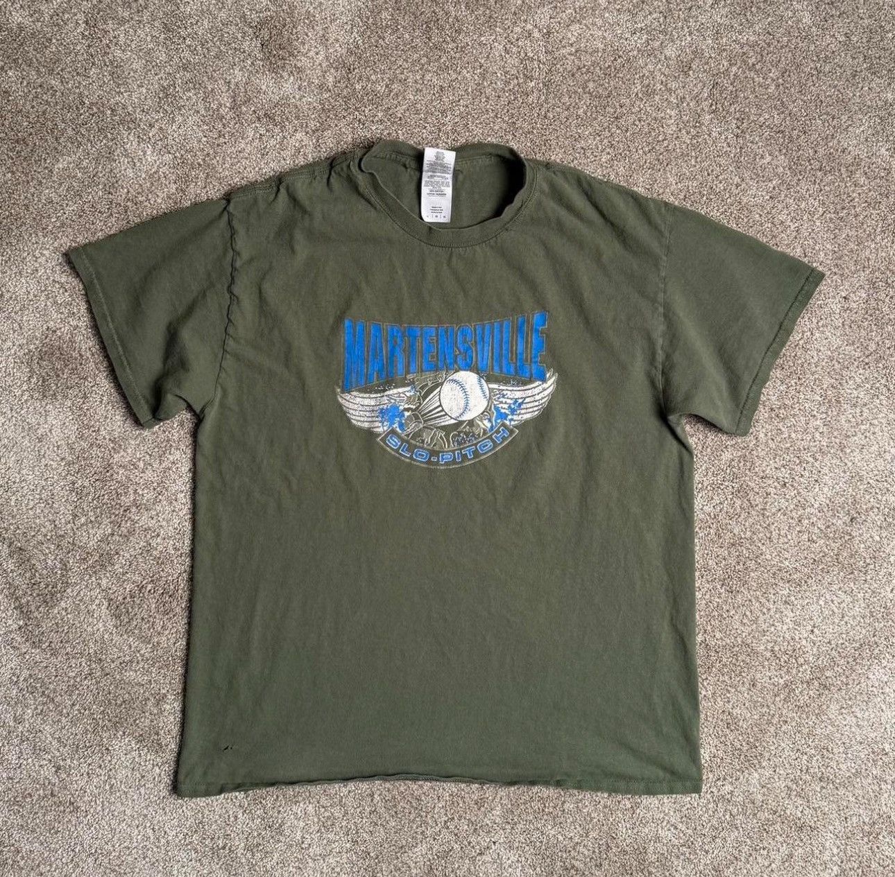 Gildan “MARTENSVILLE SLOW PITCH” Y2K STYLE GRAPHIC TEE Size US L / EU 52-54 / 3 - 1 Thumbnail
