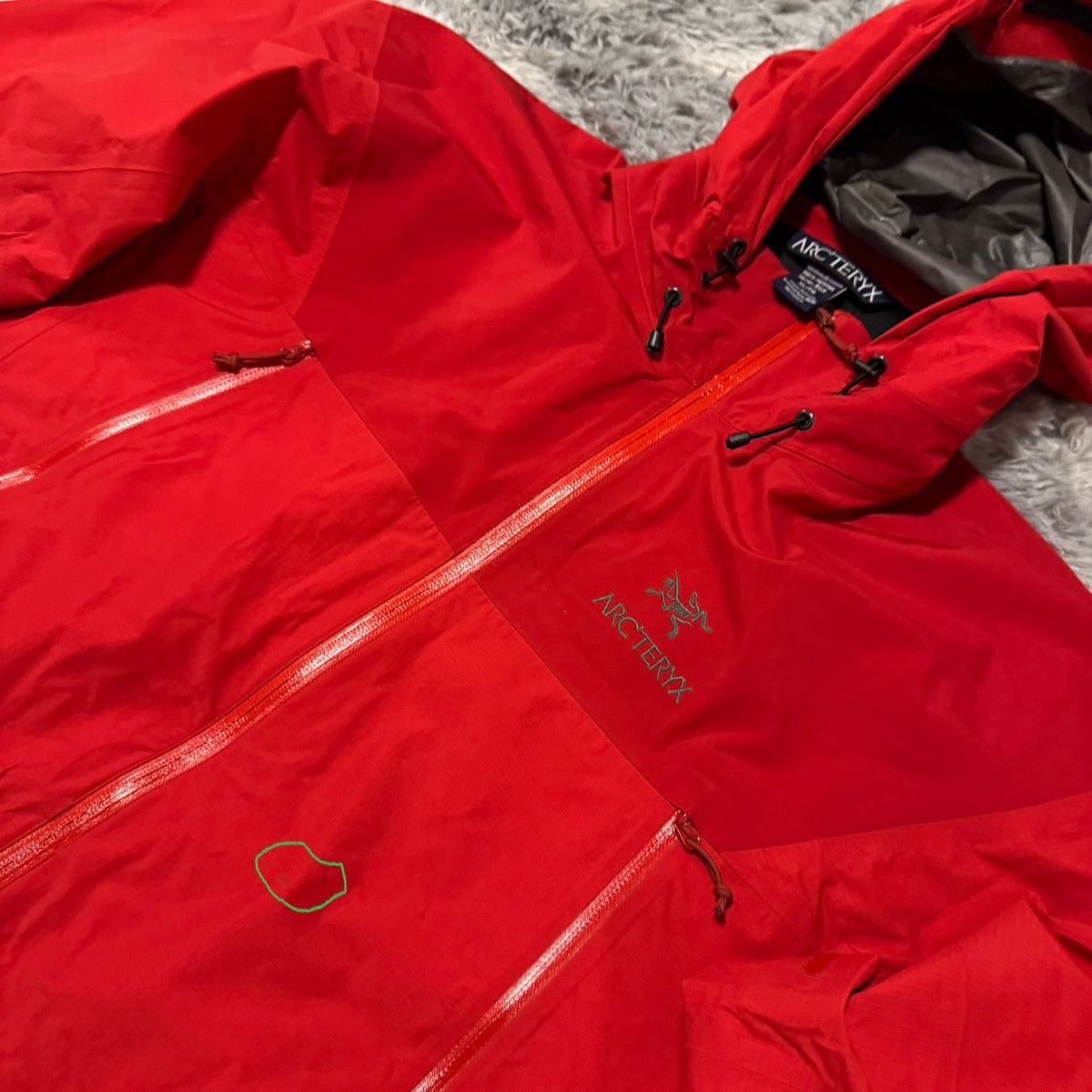 Arc'teryx Arc'teryx Alpha SV GORE-TEX Pro | XL | Bright Red Size US XL / EU 56 / 4 - 5 Thumbnail