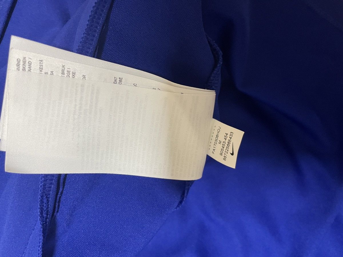 Nike NIKE Sweat-shirt - Chelsea F.C. Size US M / EU 48-50 / 2 - 4 Thumbnail