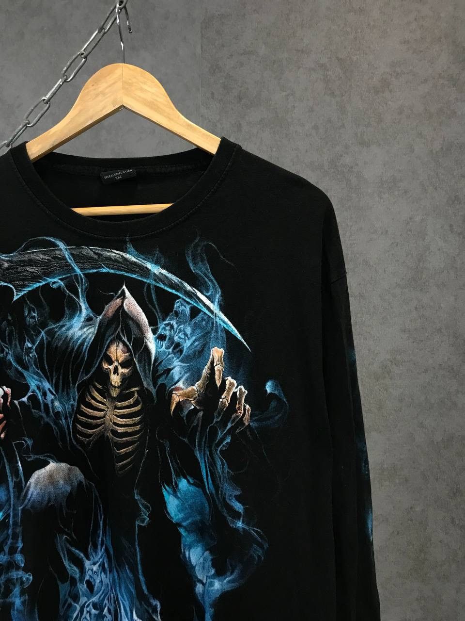 Vintage Skulls Rock overprinted longsleeve Size US XXL / EU 58 / 5 - 3 Thumbnail