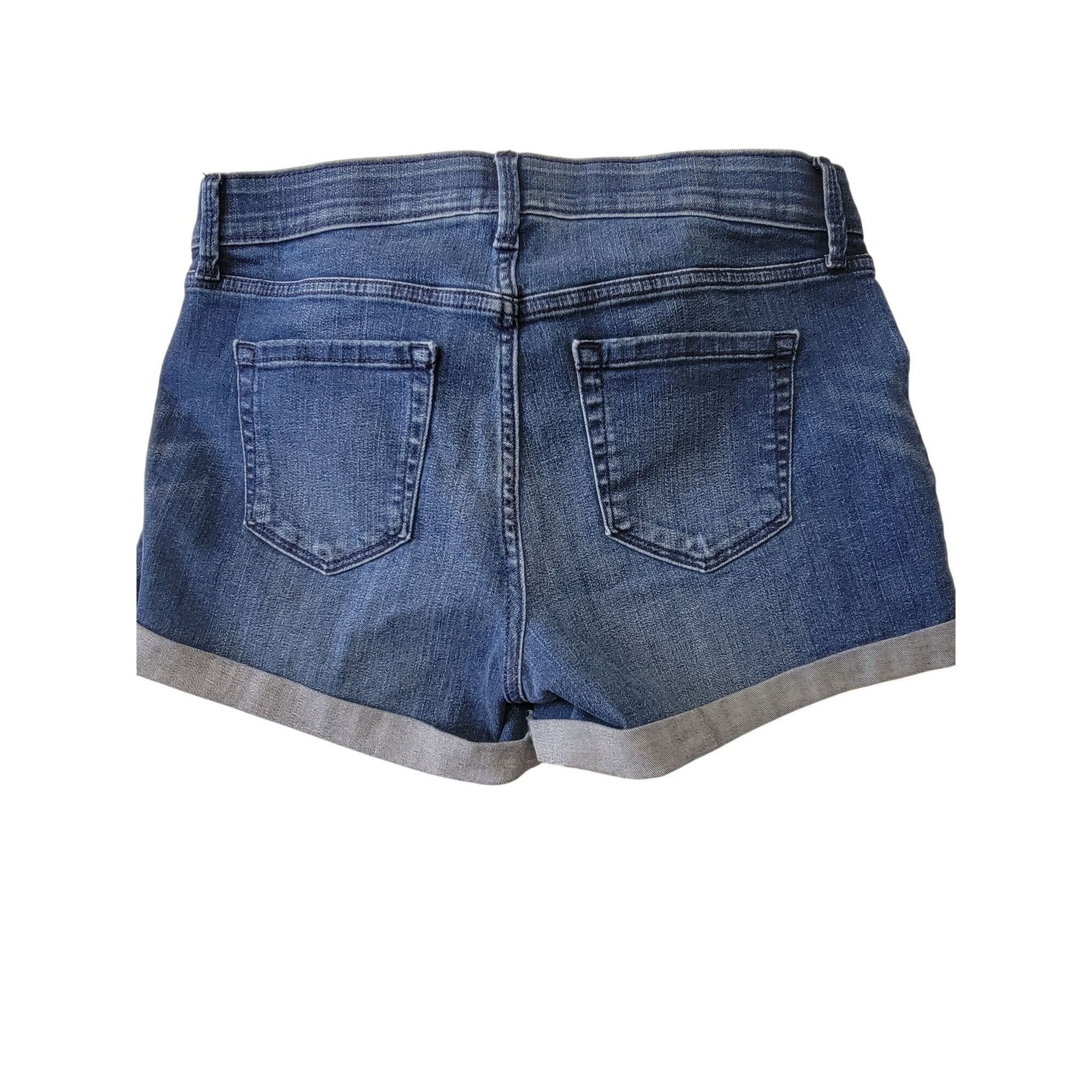 Other Maternity Inset Panel Midi Jean Shorts Ingrid & Isabel Size Size 28" / US 6 / IT 42 - 4 Thumbnail